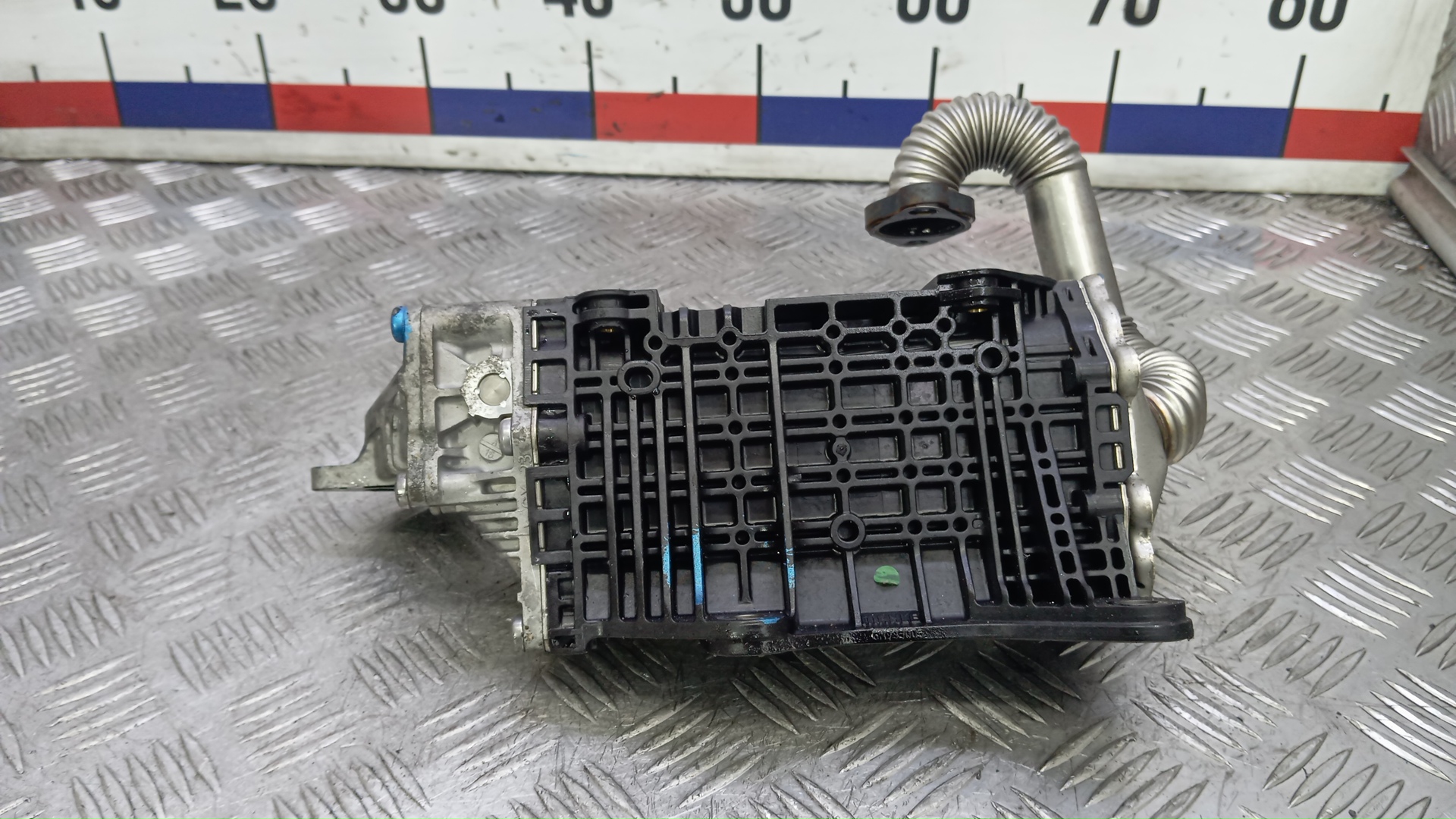 Тройник вентиляции картерных газов