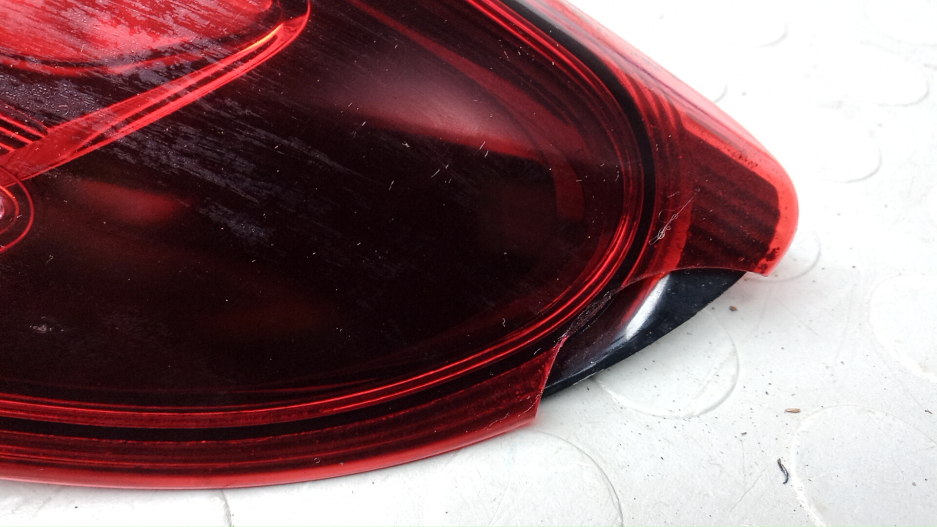 Фонарь задний правый