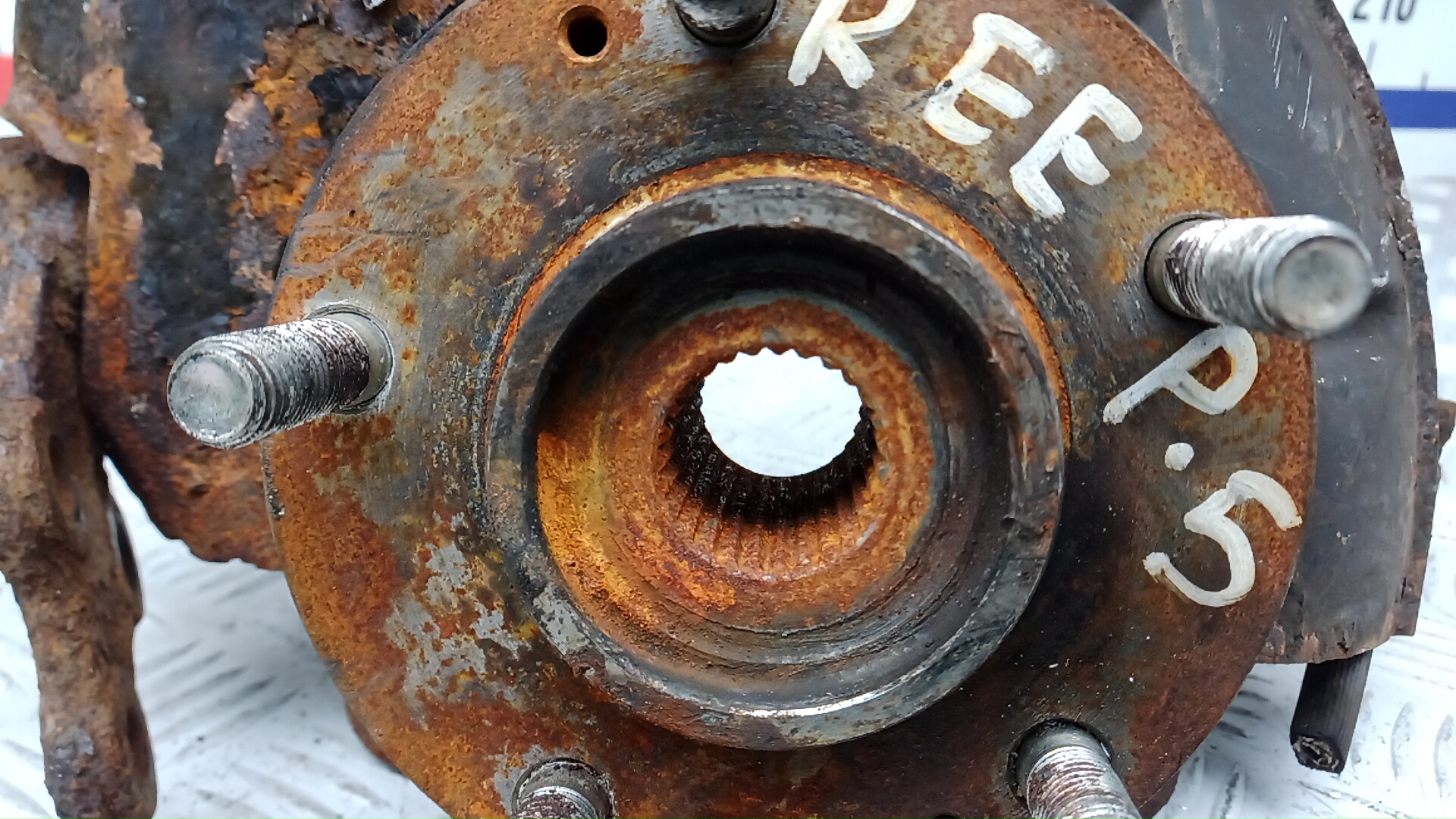 Ступица передняя