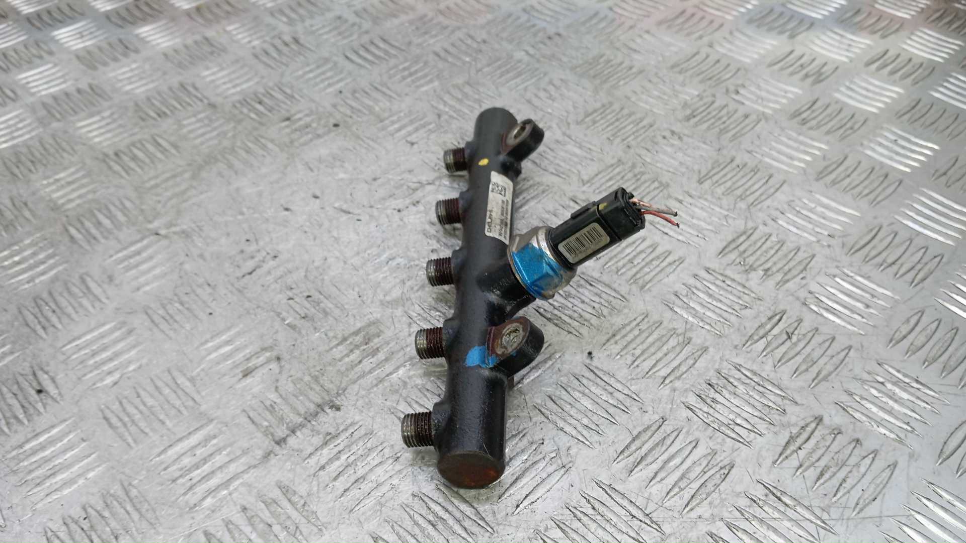 Рейка топливная (рампа)