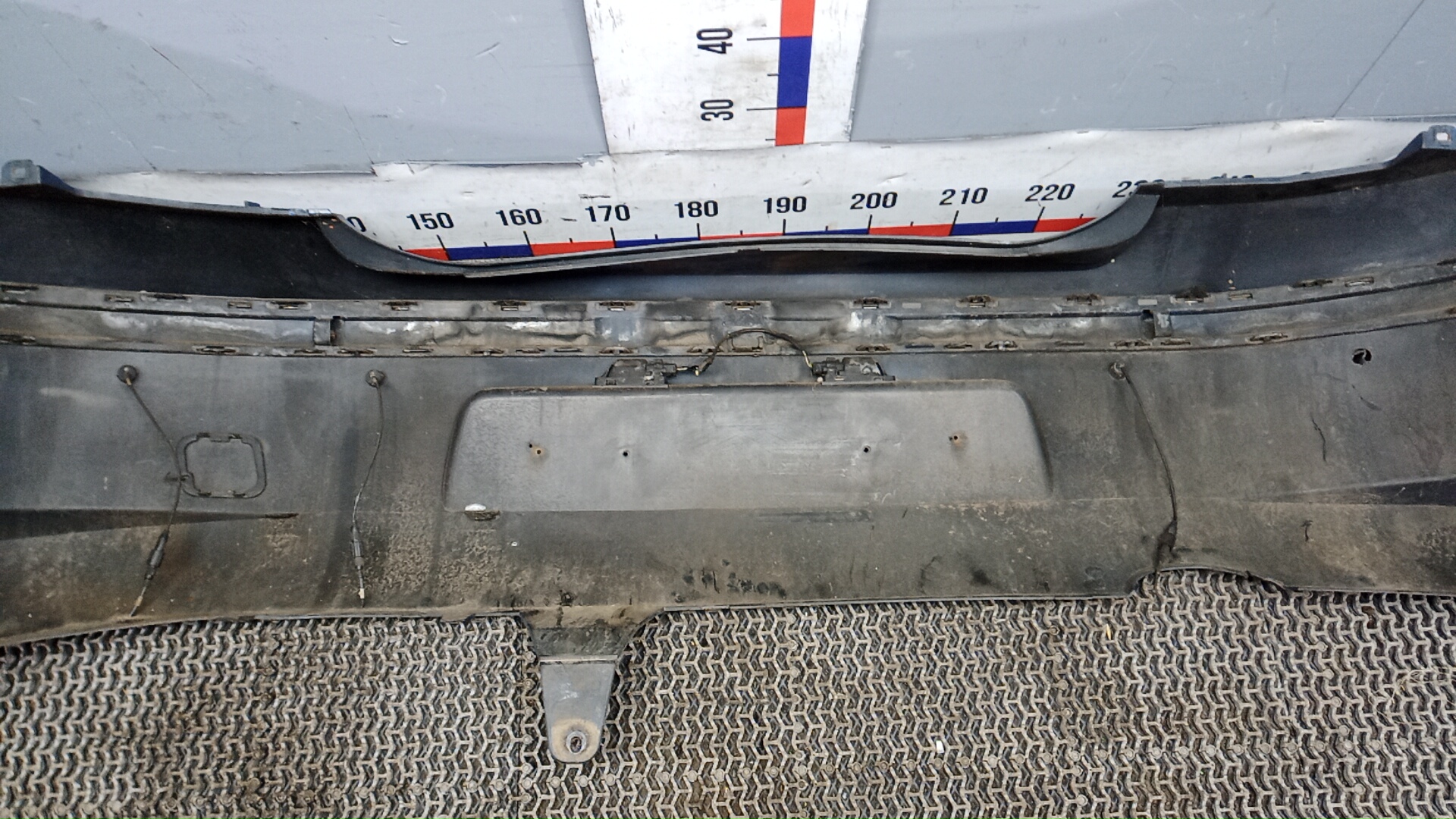 Бампер задний