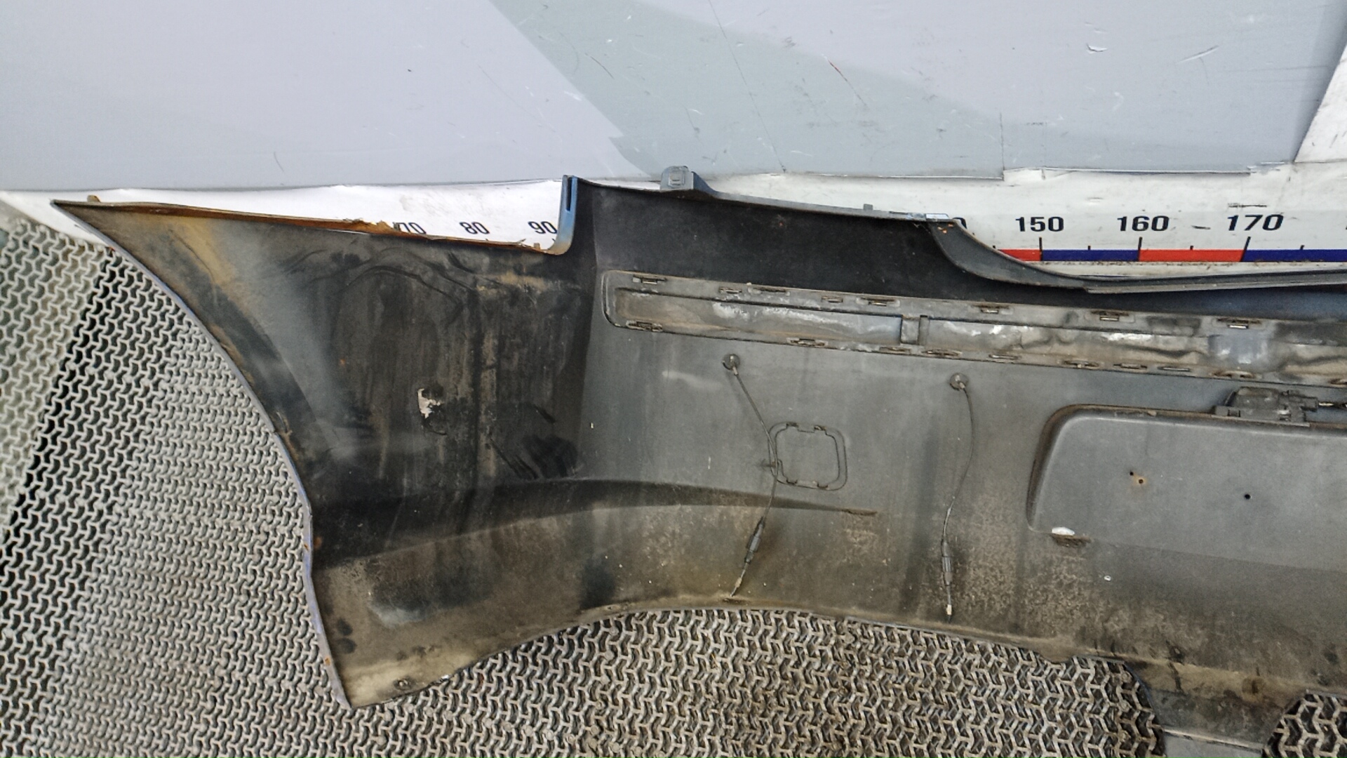 Бампер задний