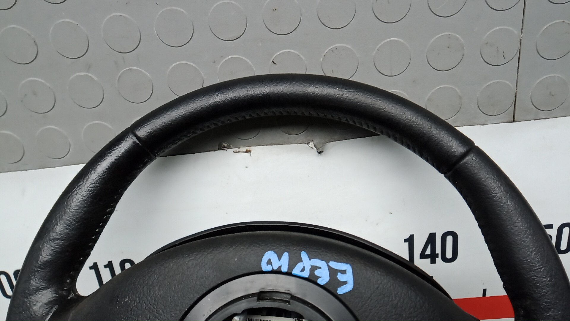 Рулевое колесо (руль)