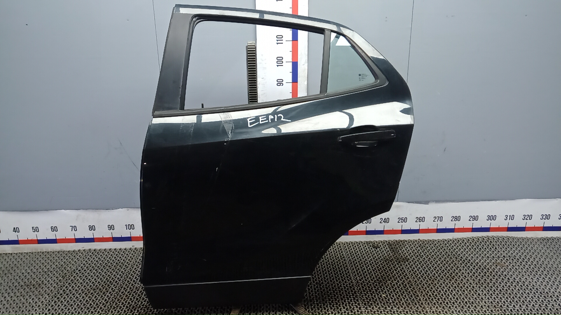 Дверь задняя левая