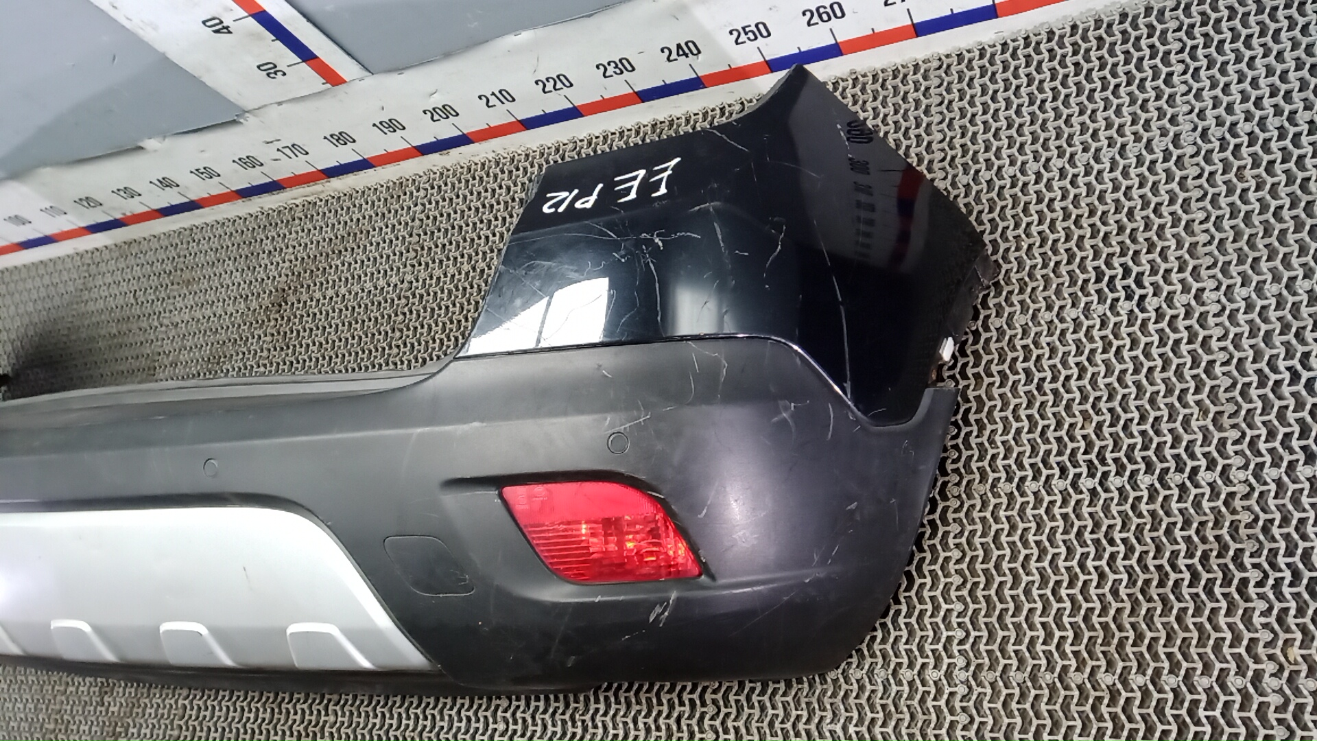 Бампер задний