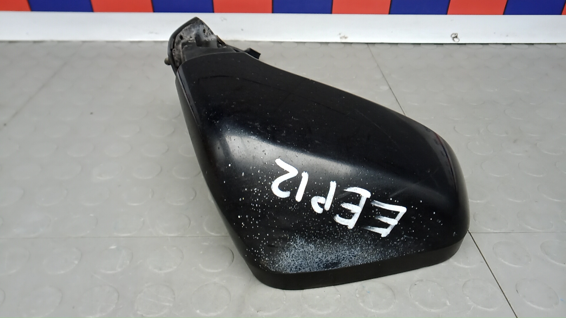 Зеркало правое электрическое