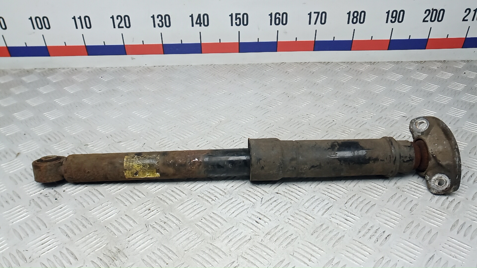 Амортизатор задний (стойка)