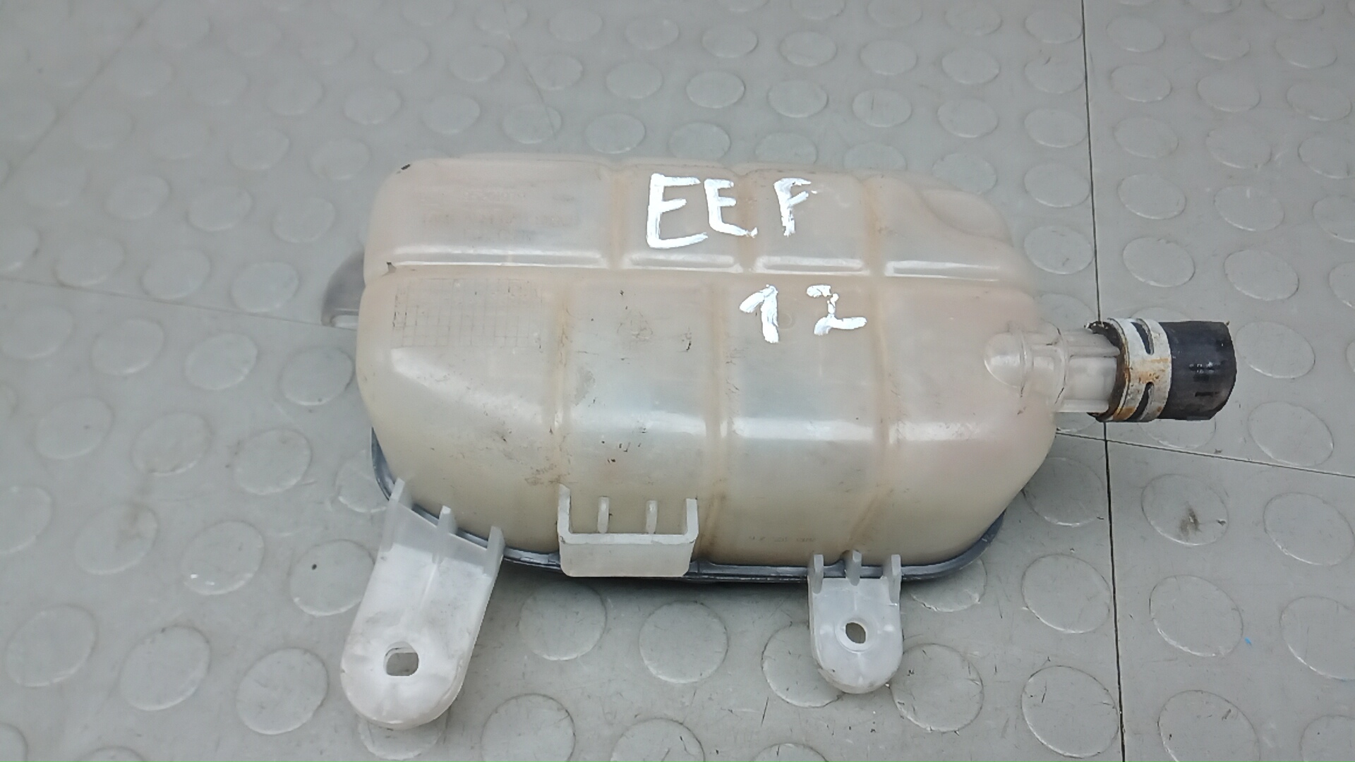 Бачок расширительный