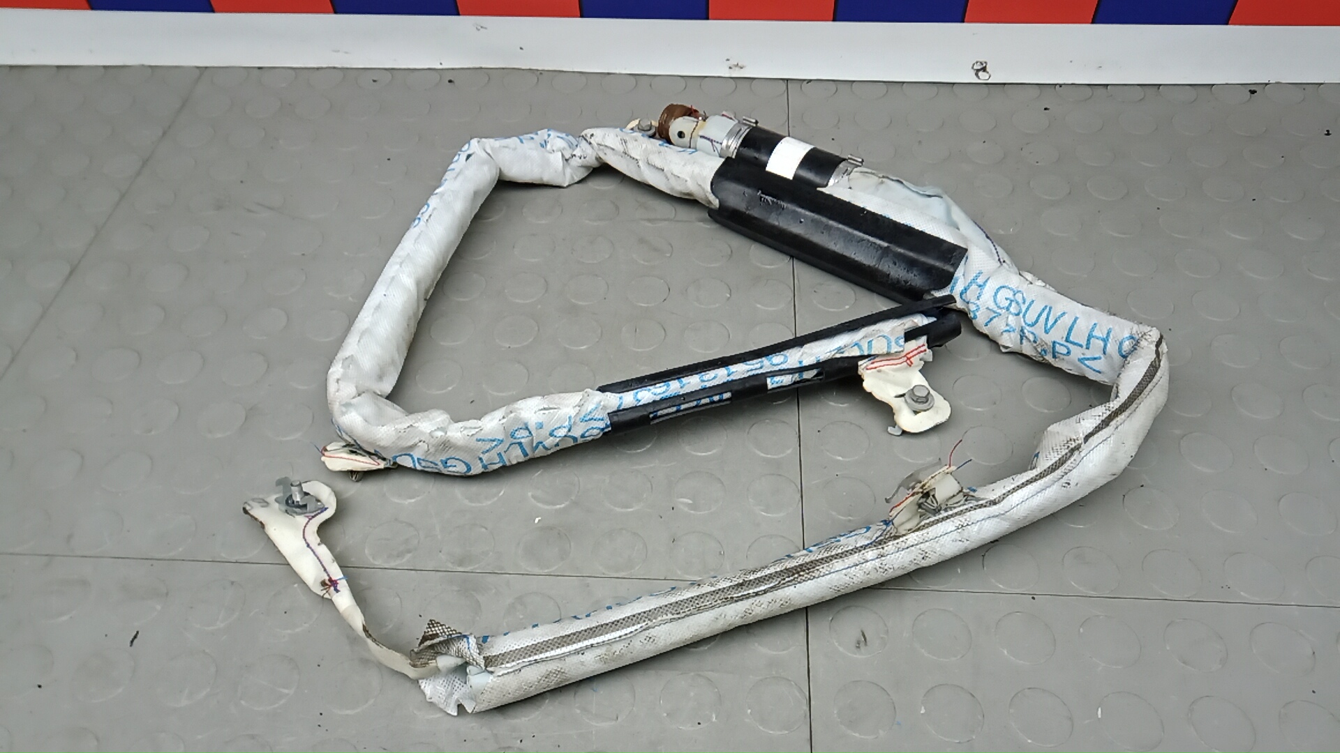 Подушка безопасности боковая (шторка)