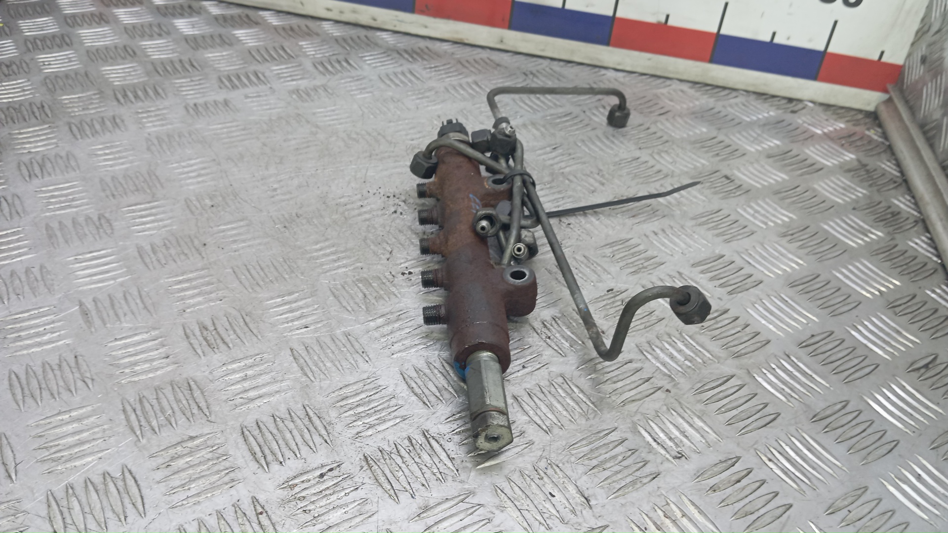 Рейка топливная (рампа)