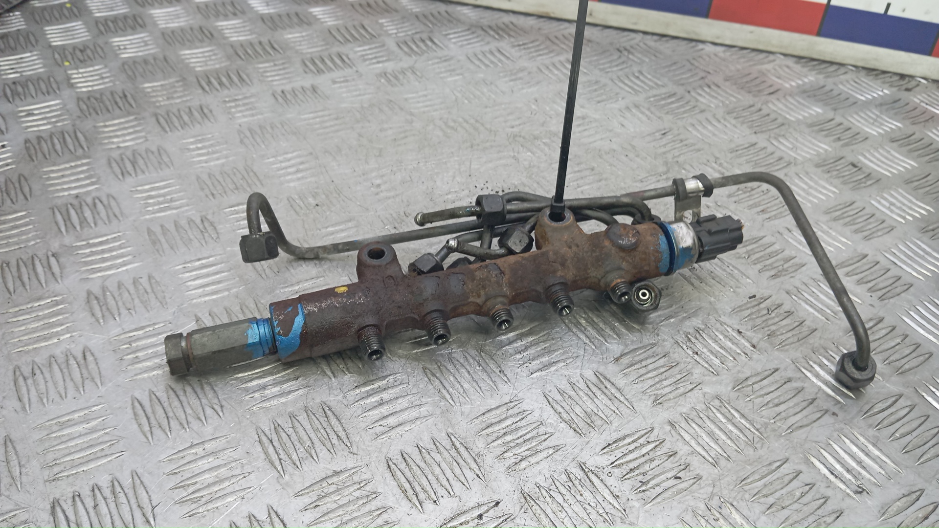 Рейка топливная (рампа)