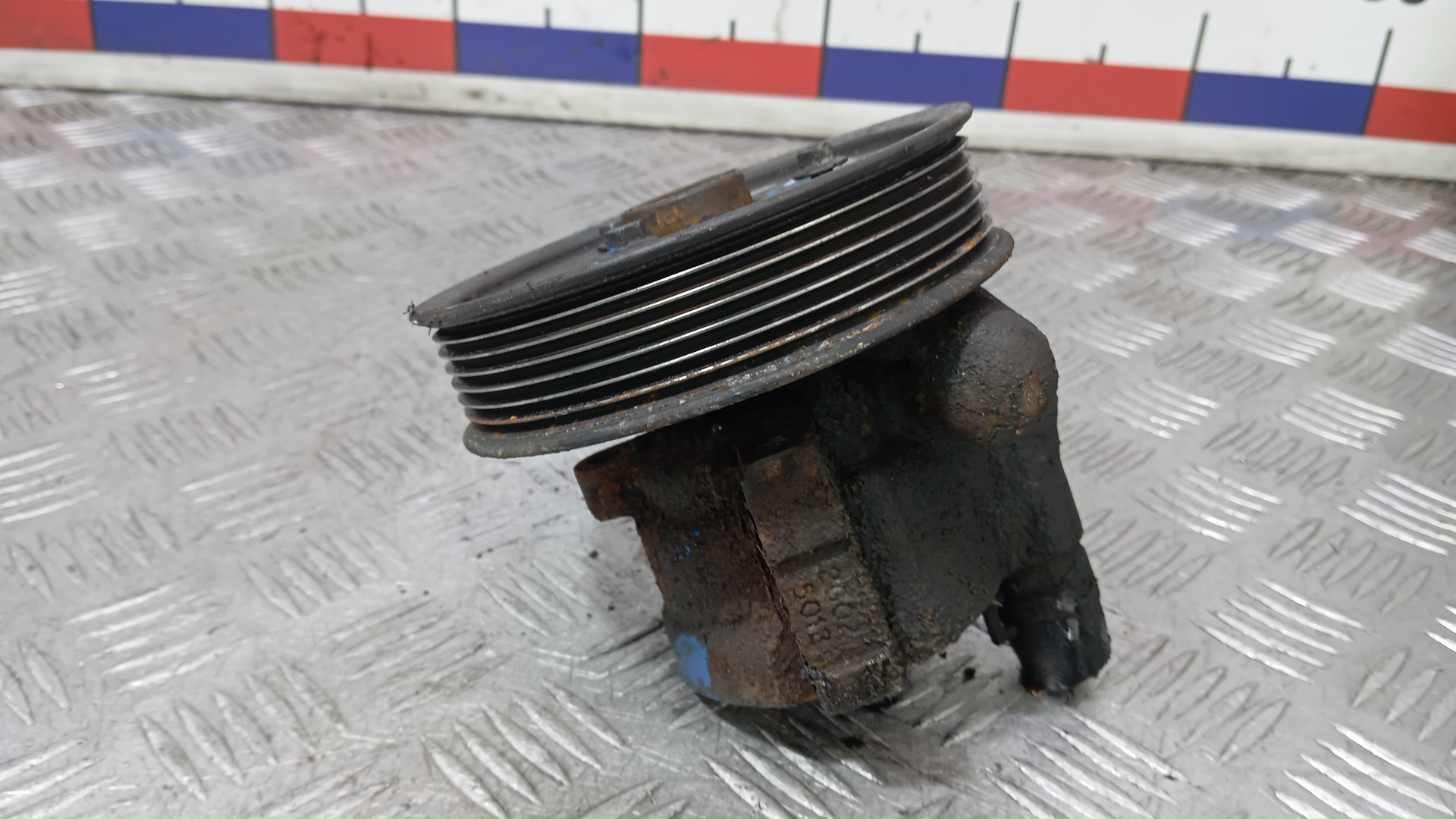 Насос ГУР (гидроусилитель руля)