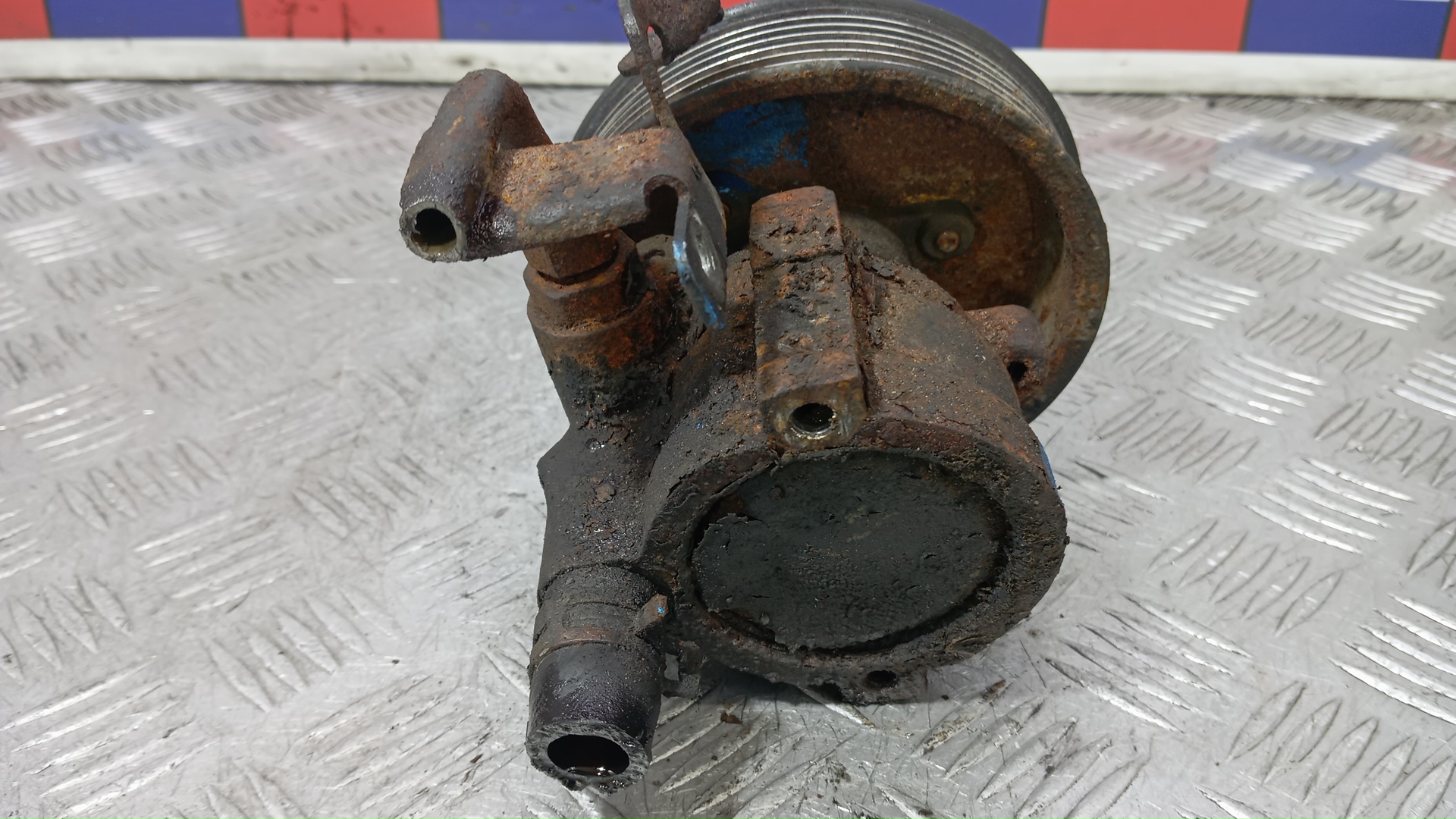 Насос ГУР (гидроусилитель руля)