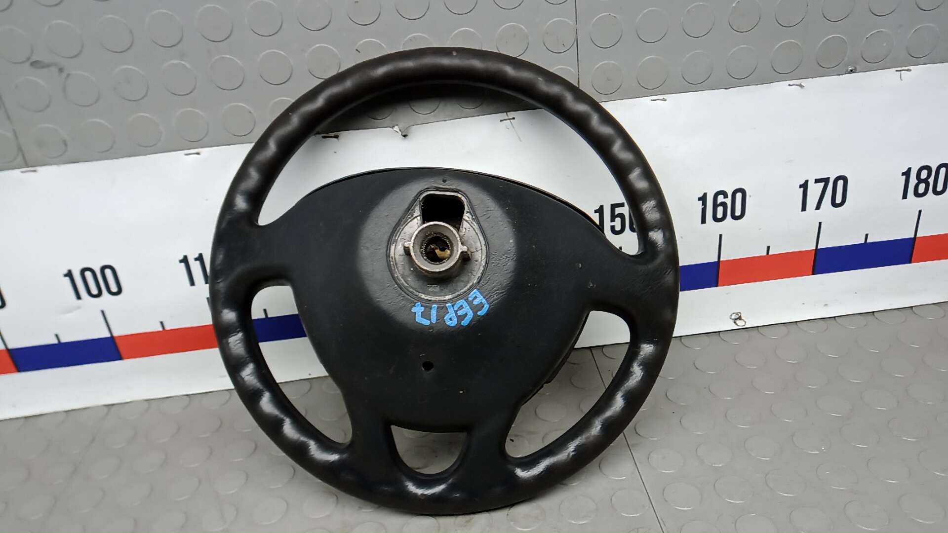 Рулевое колесо (руль)