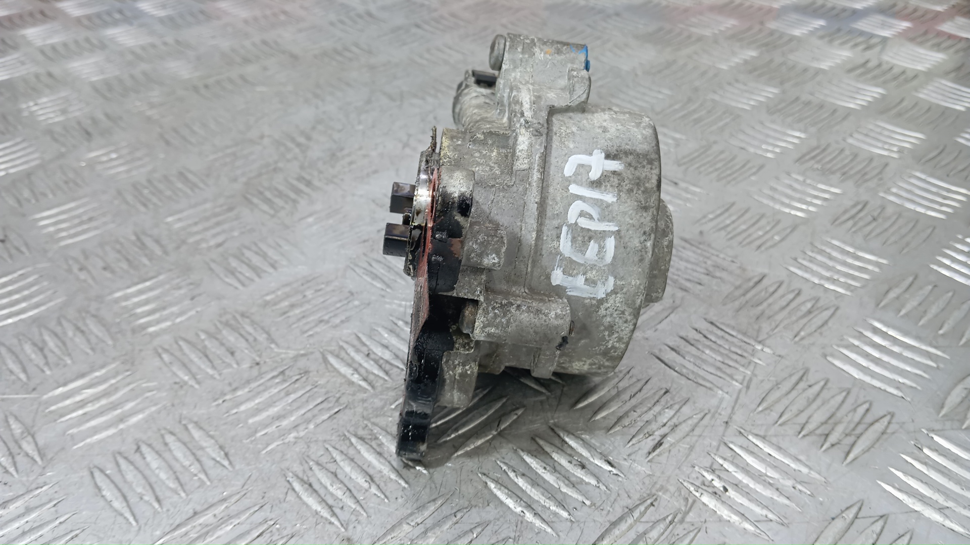 Насос вакуумный