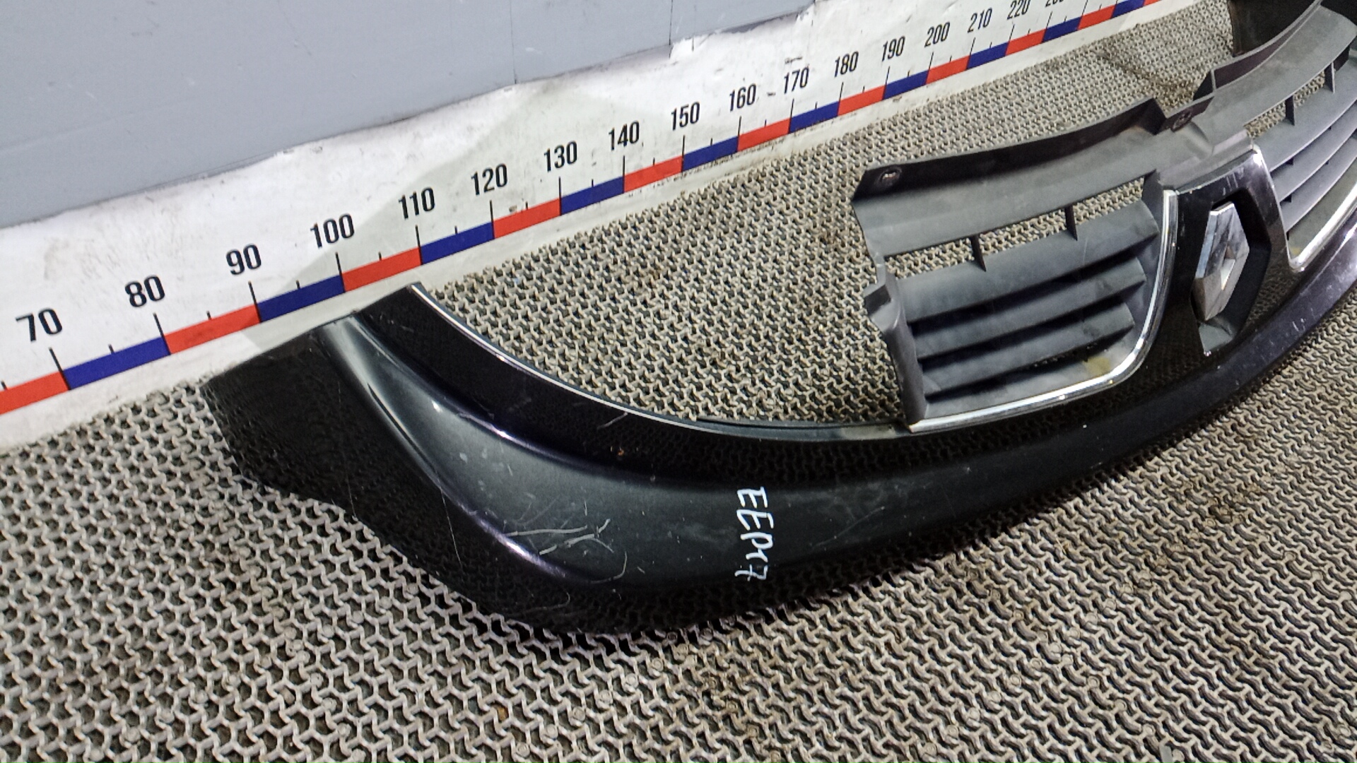 Решетка радиатора