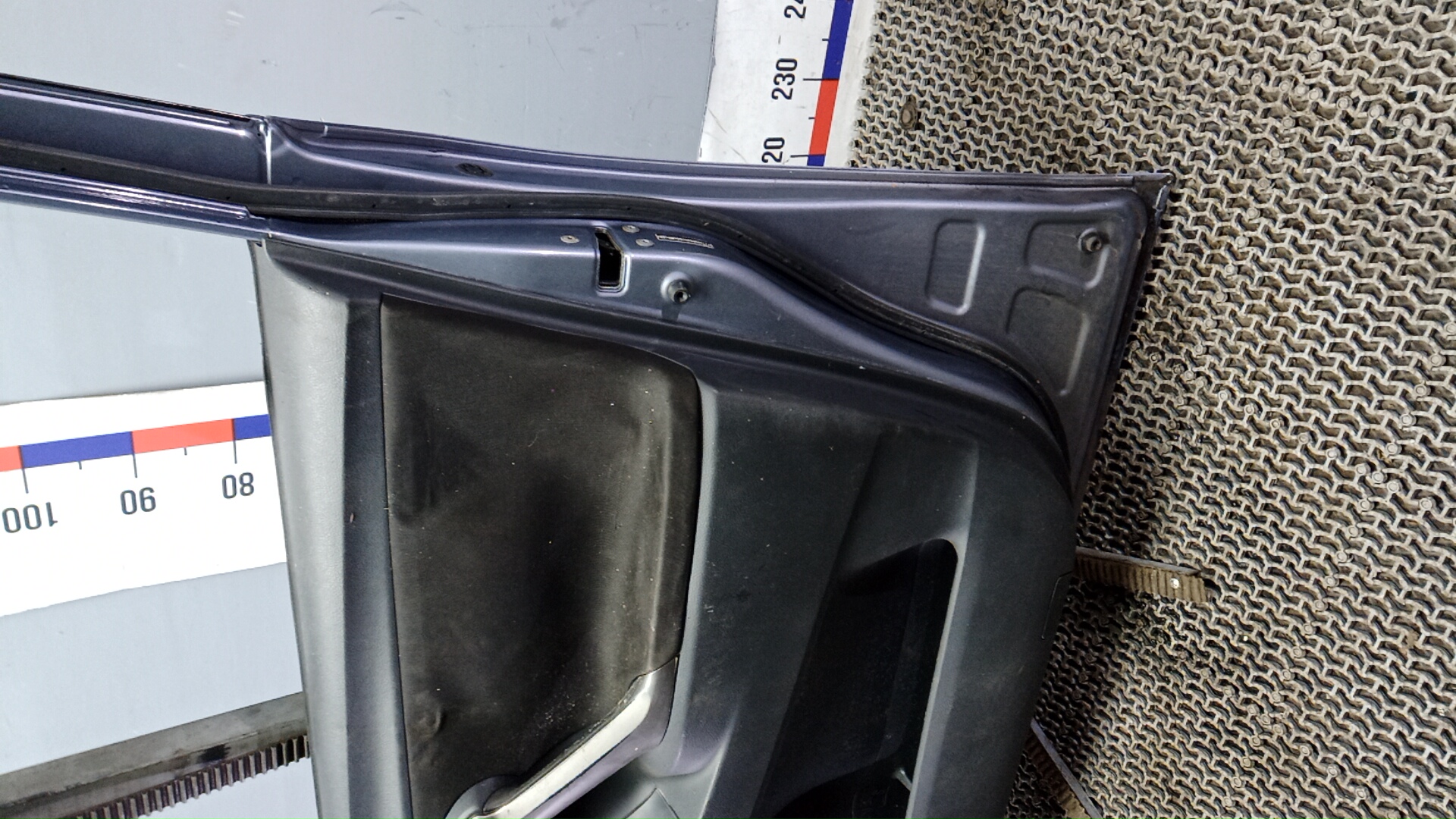 Дверь передняя правая