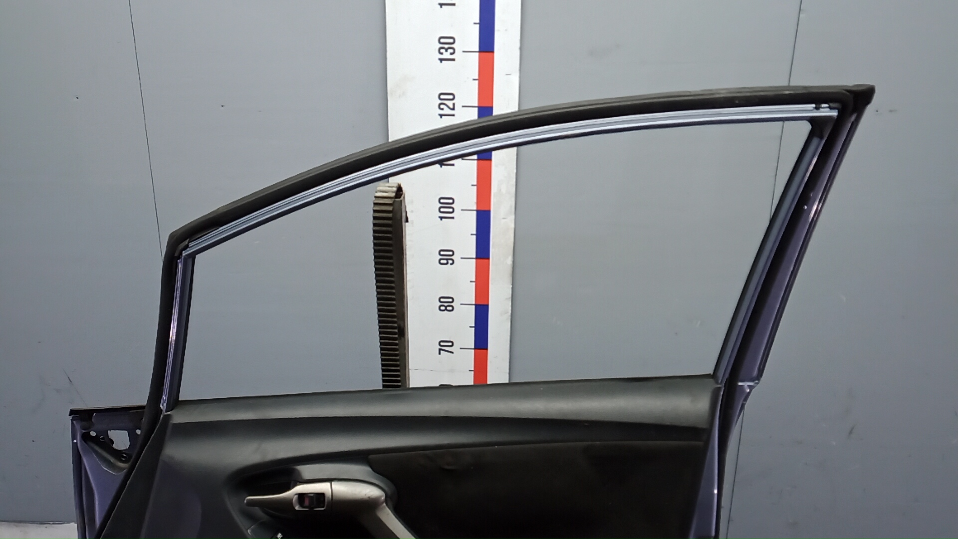 Дверь передняя правая