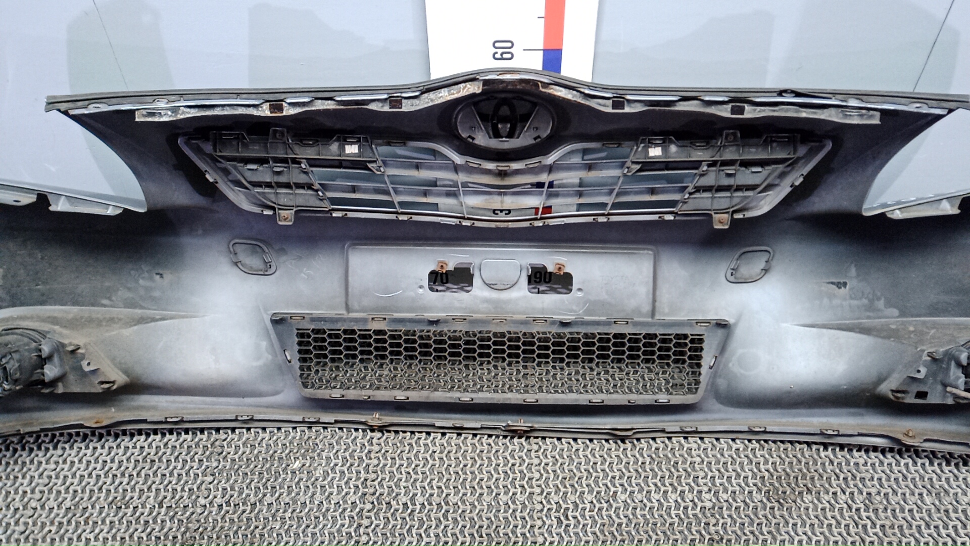 Бампер передний