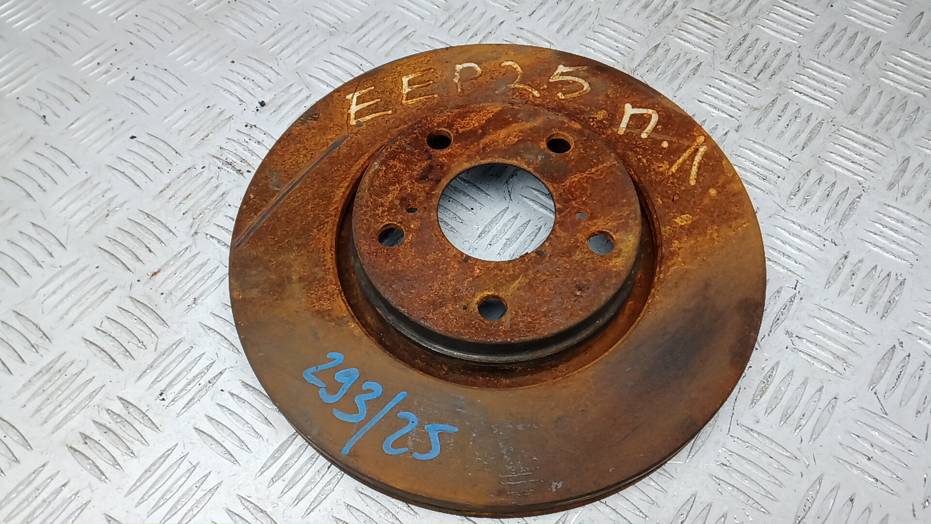 Диск тормозной передний вентилируемый