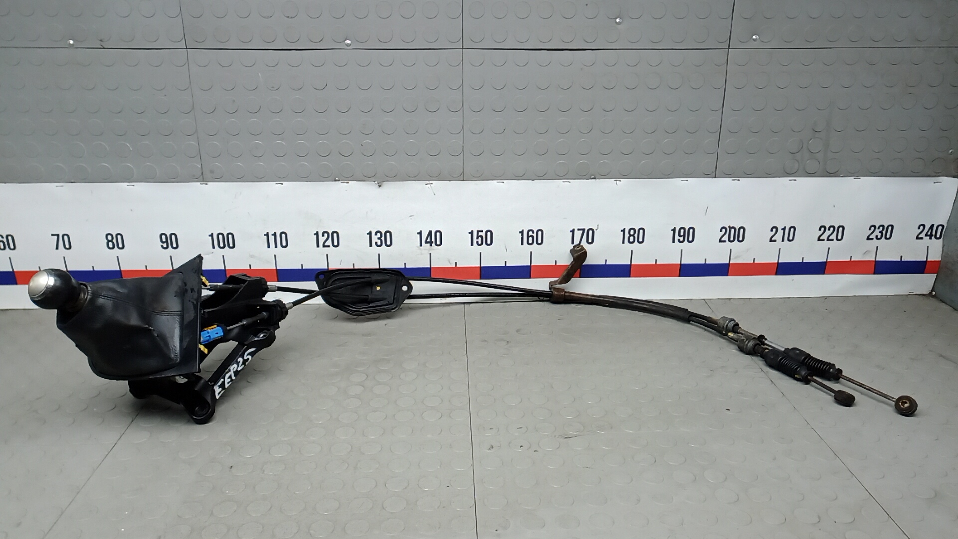 Кулиса МКПП / АКПП