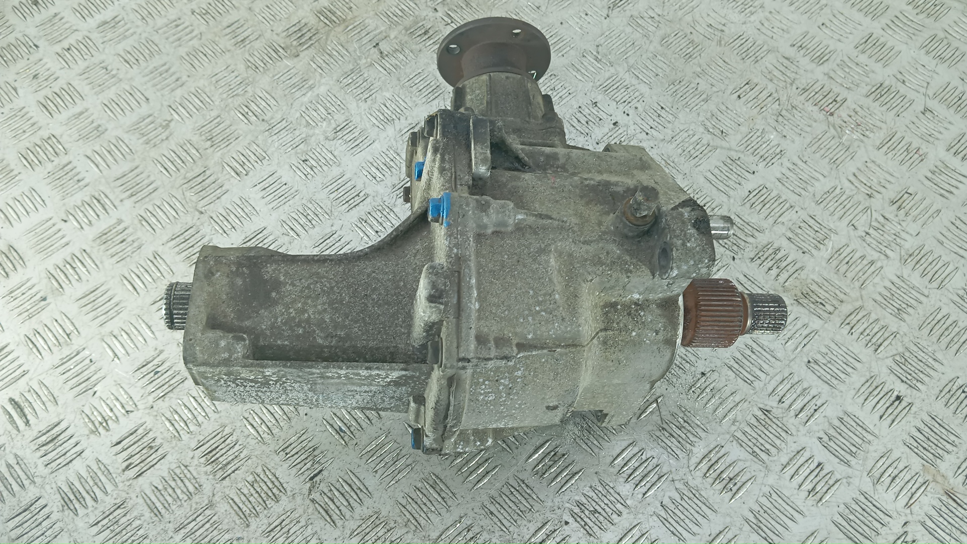 Коробка раздаточная