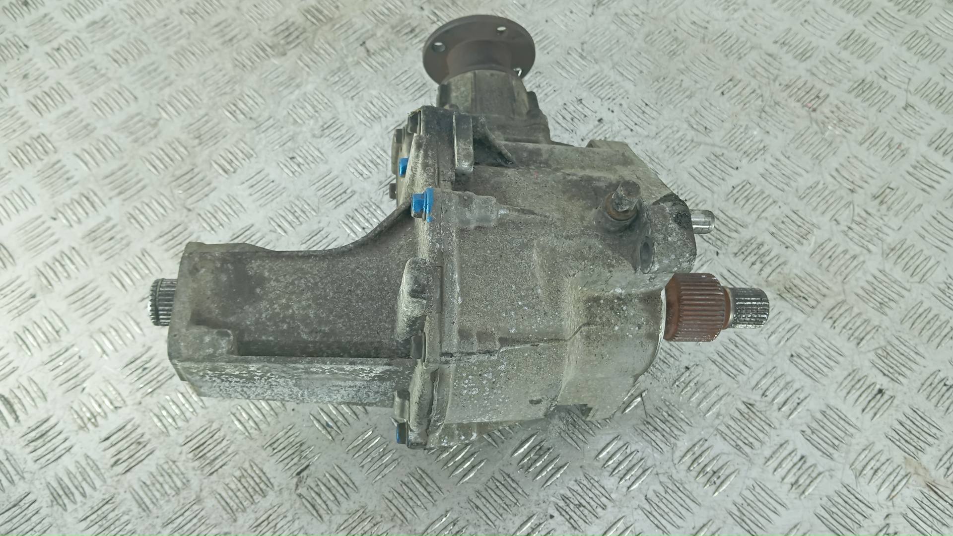 Коробка раздаточная