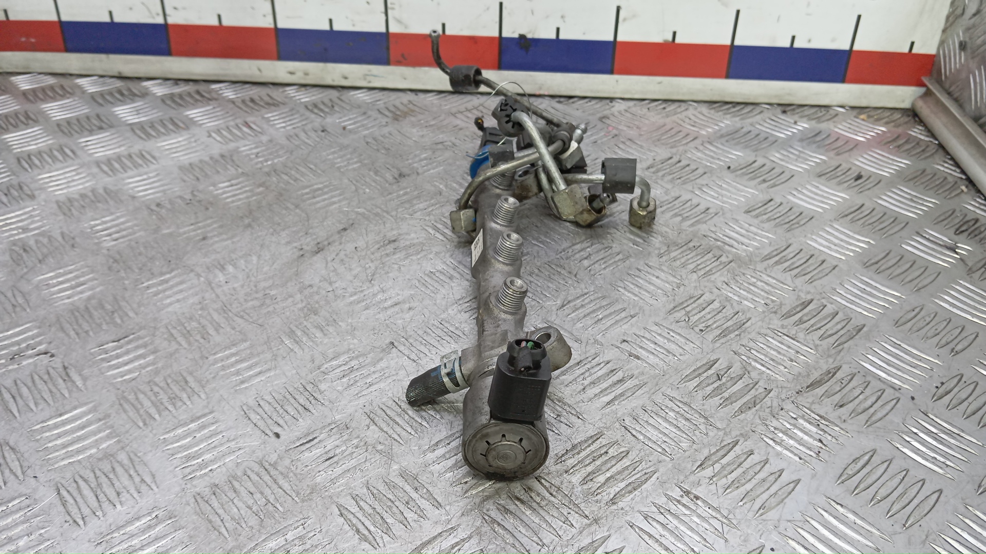 Рейка топливная (рампа)