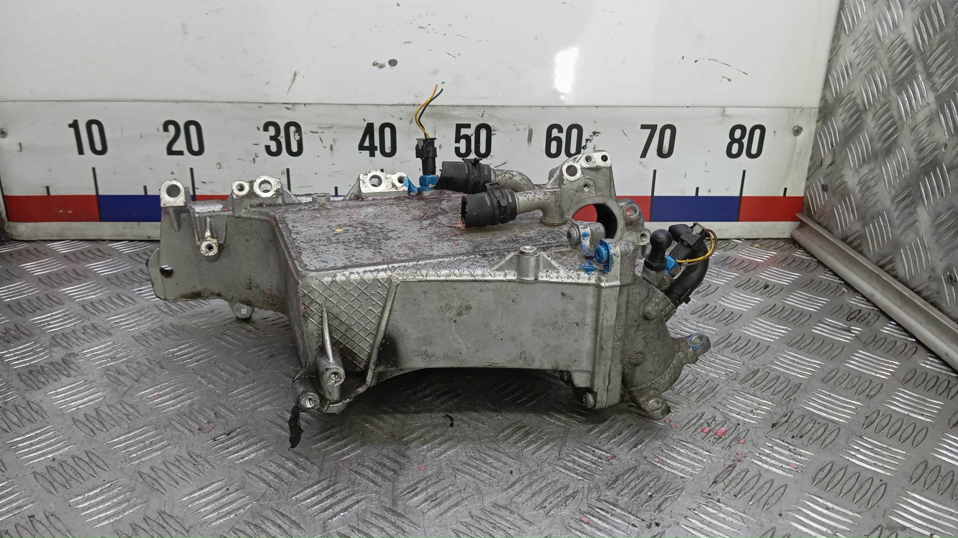 Коллектор впускной