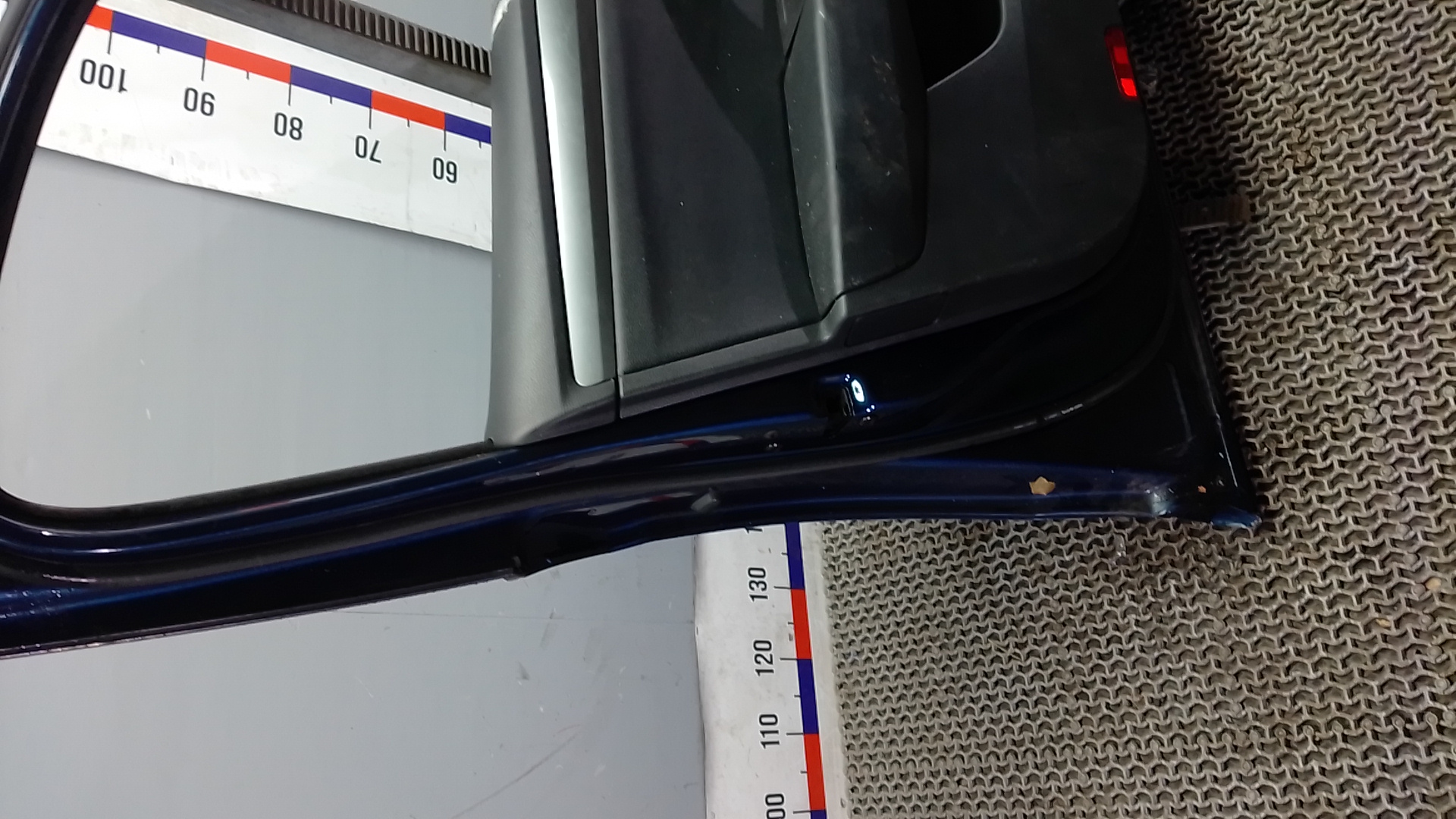 Дверь передняя левая