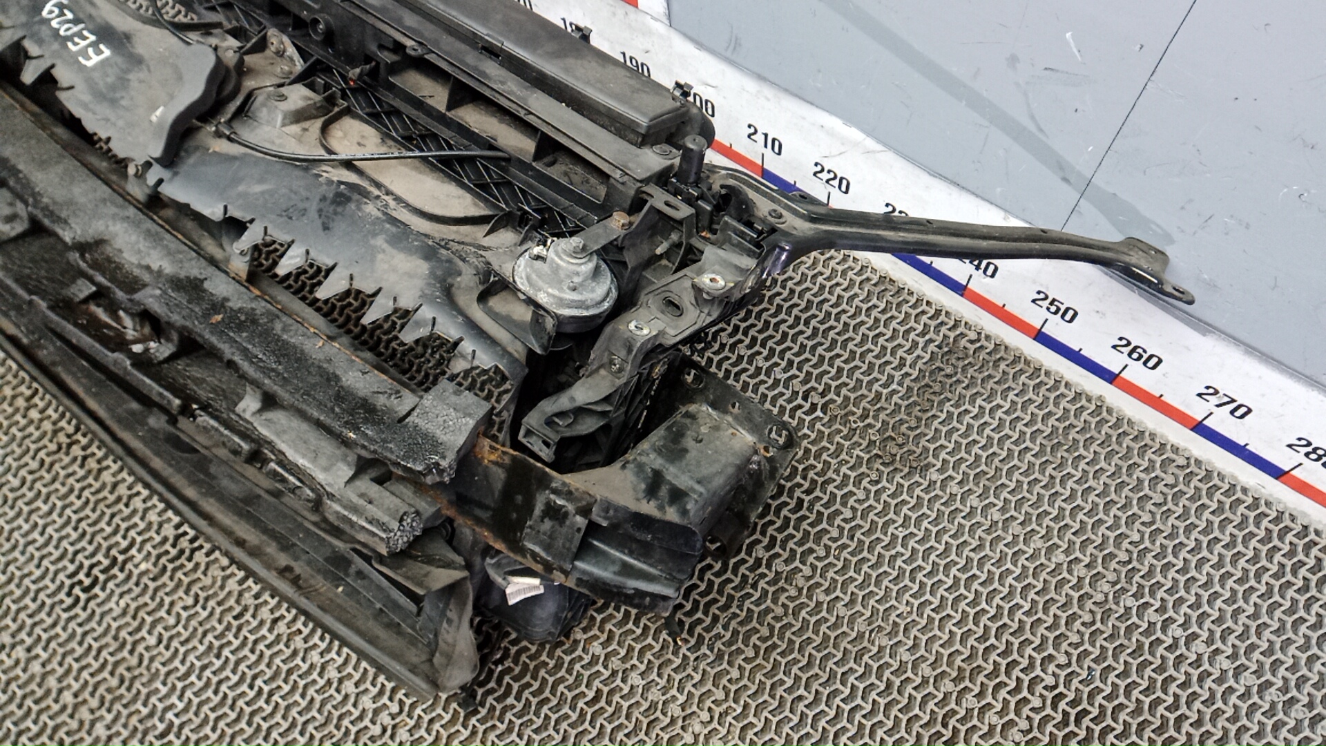 Панель передняя (телевизор)