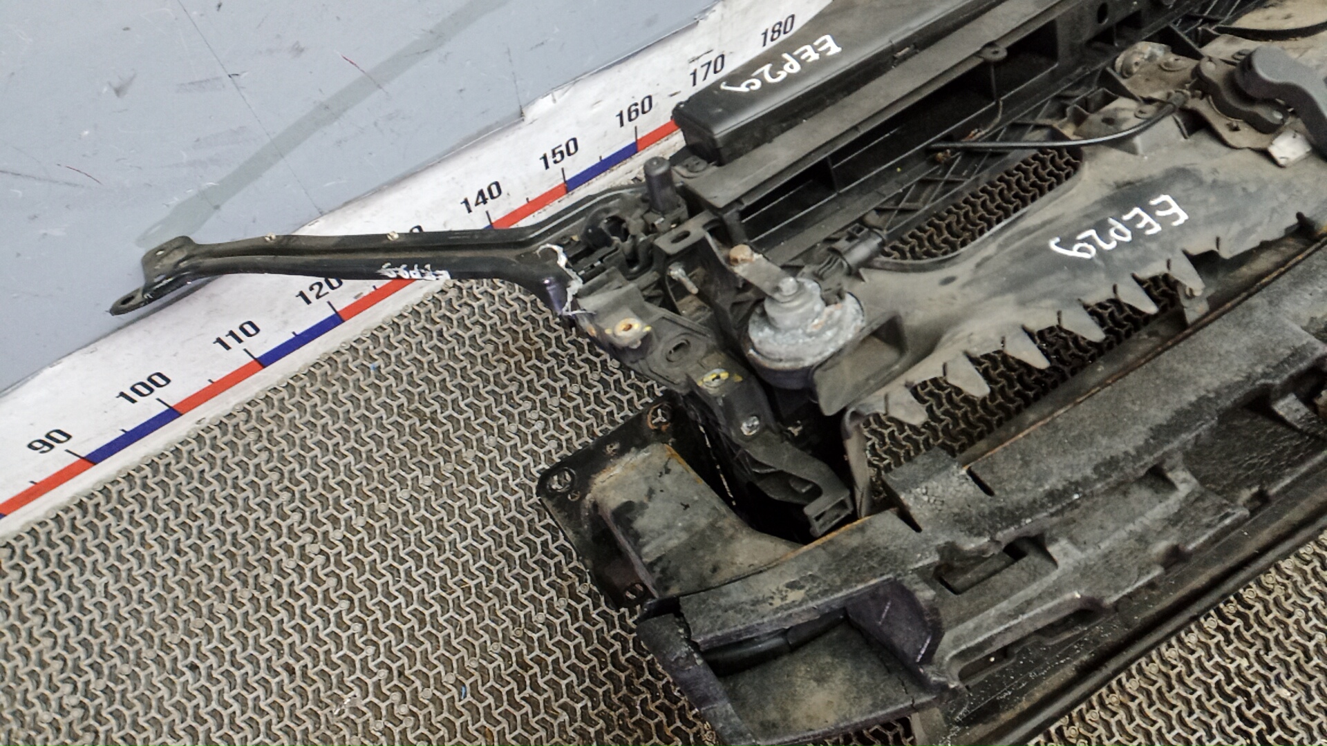 Панель передняя (телевизор)