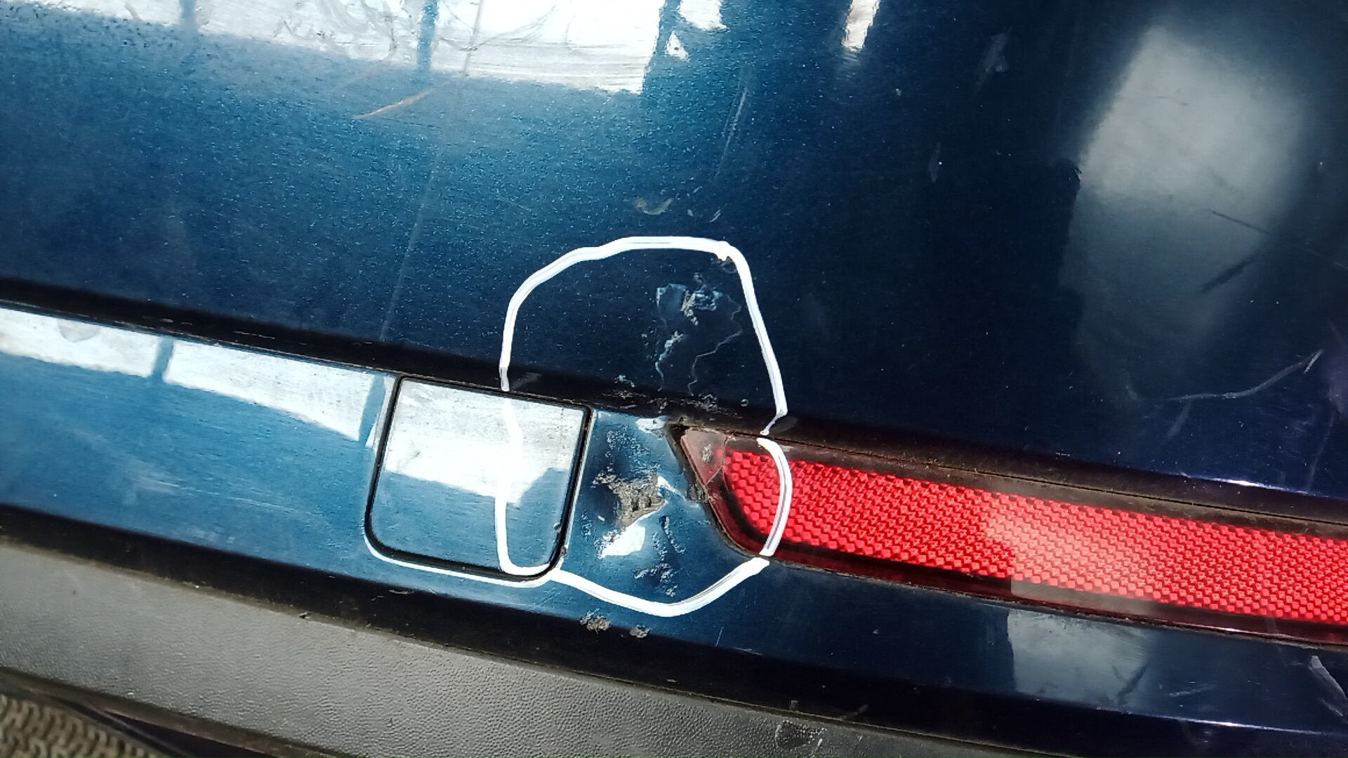 Бампер задний