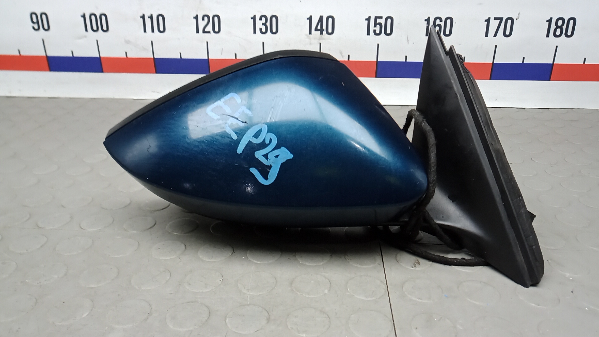 Зеркало правое электрическое