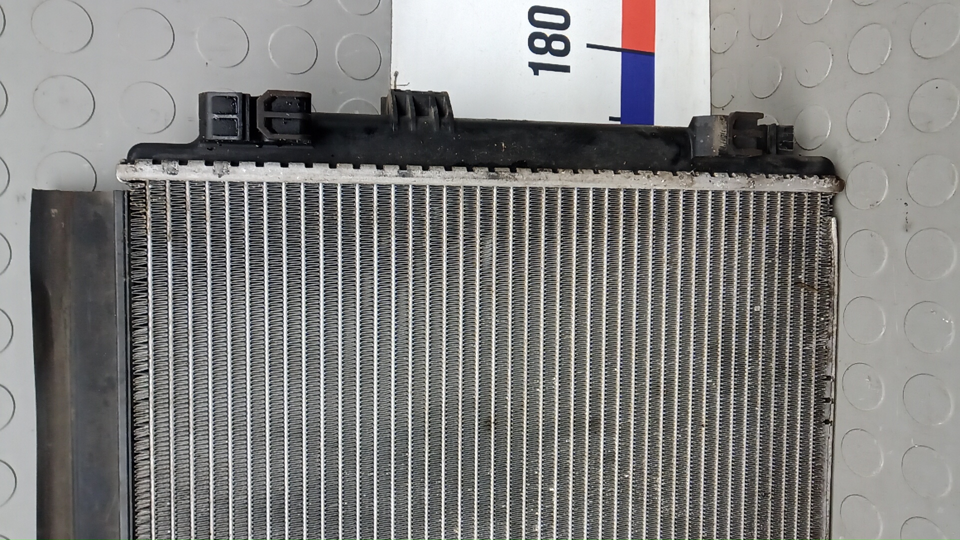 Радиатор охлаждения двигателя основной