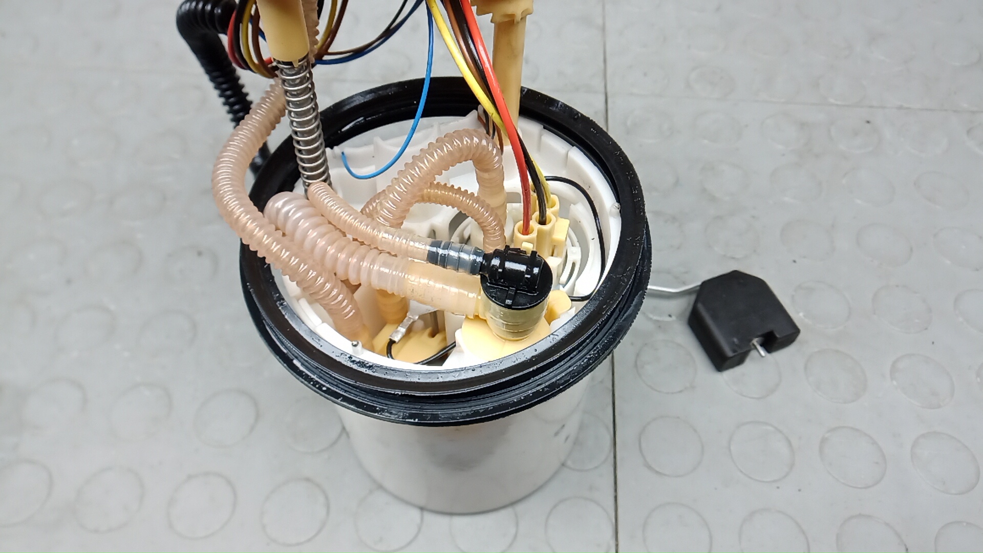 Насос топливный электрический