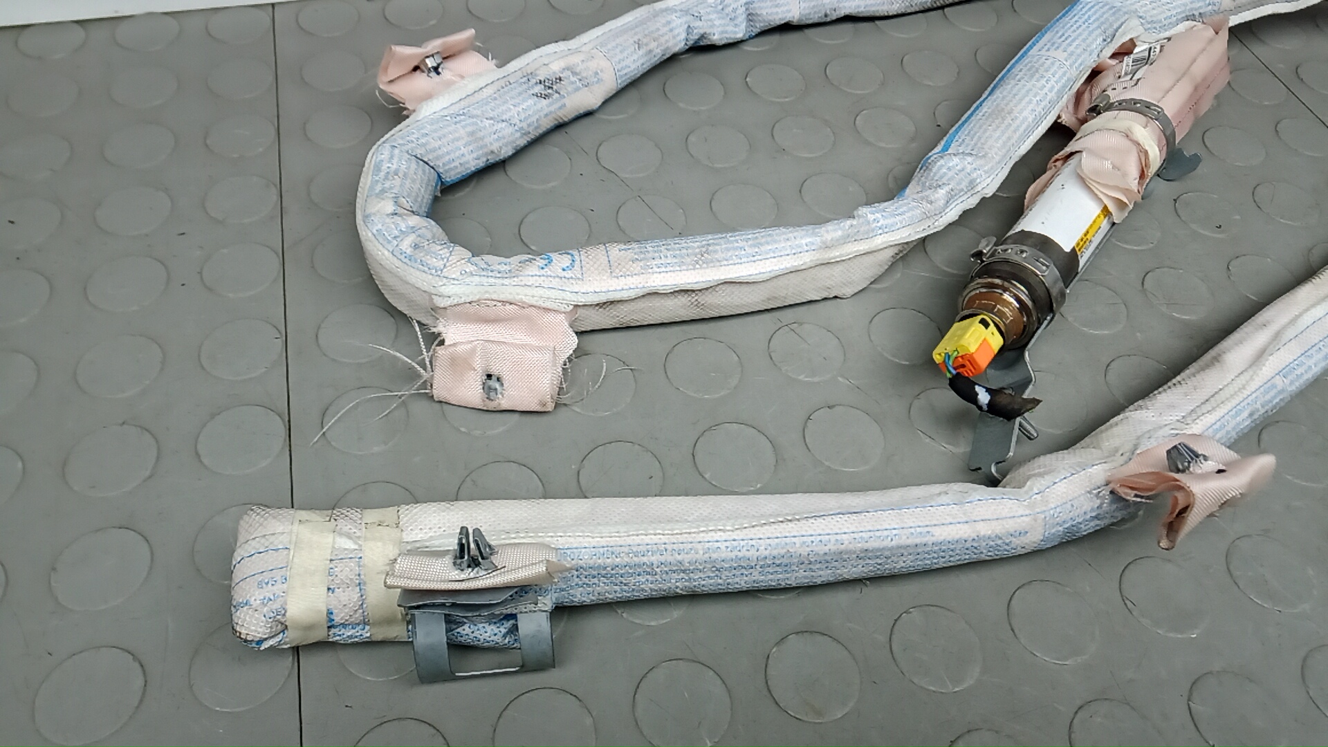 Подушка безопасности боковая (шторка)