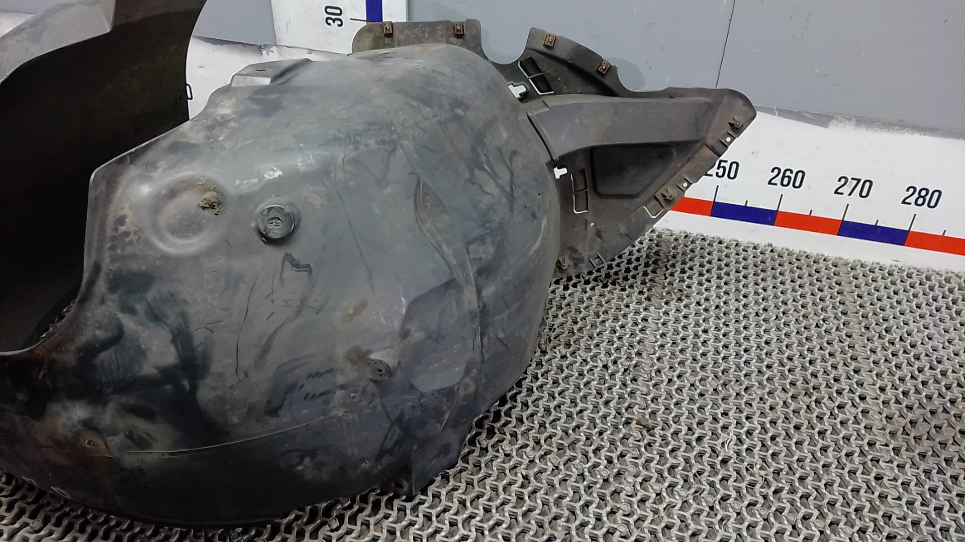 Локер передний правый