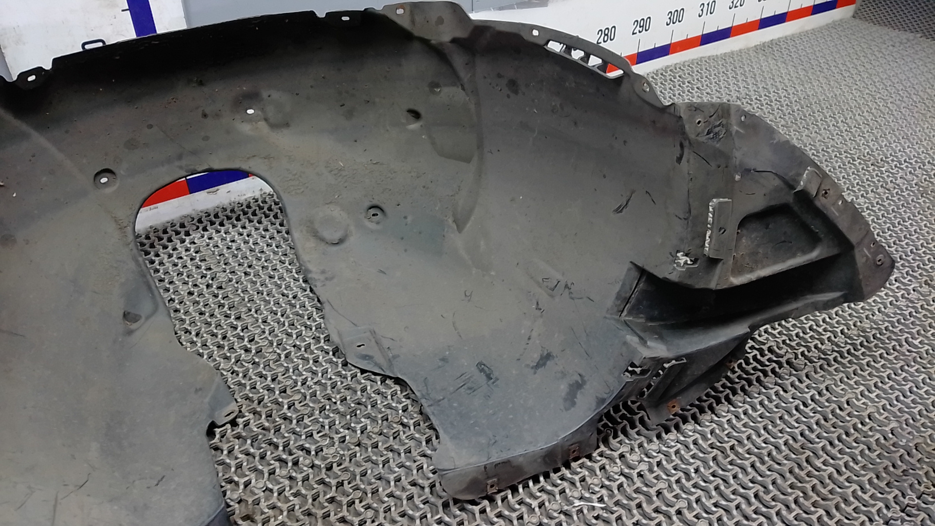 Локер передний правый