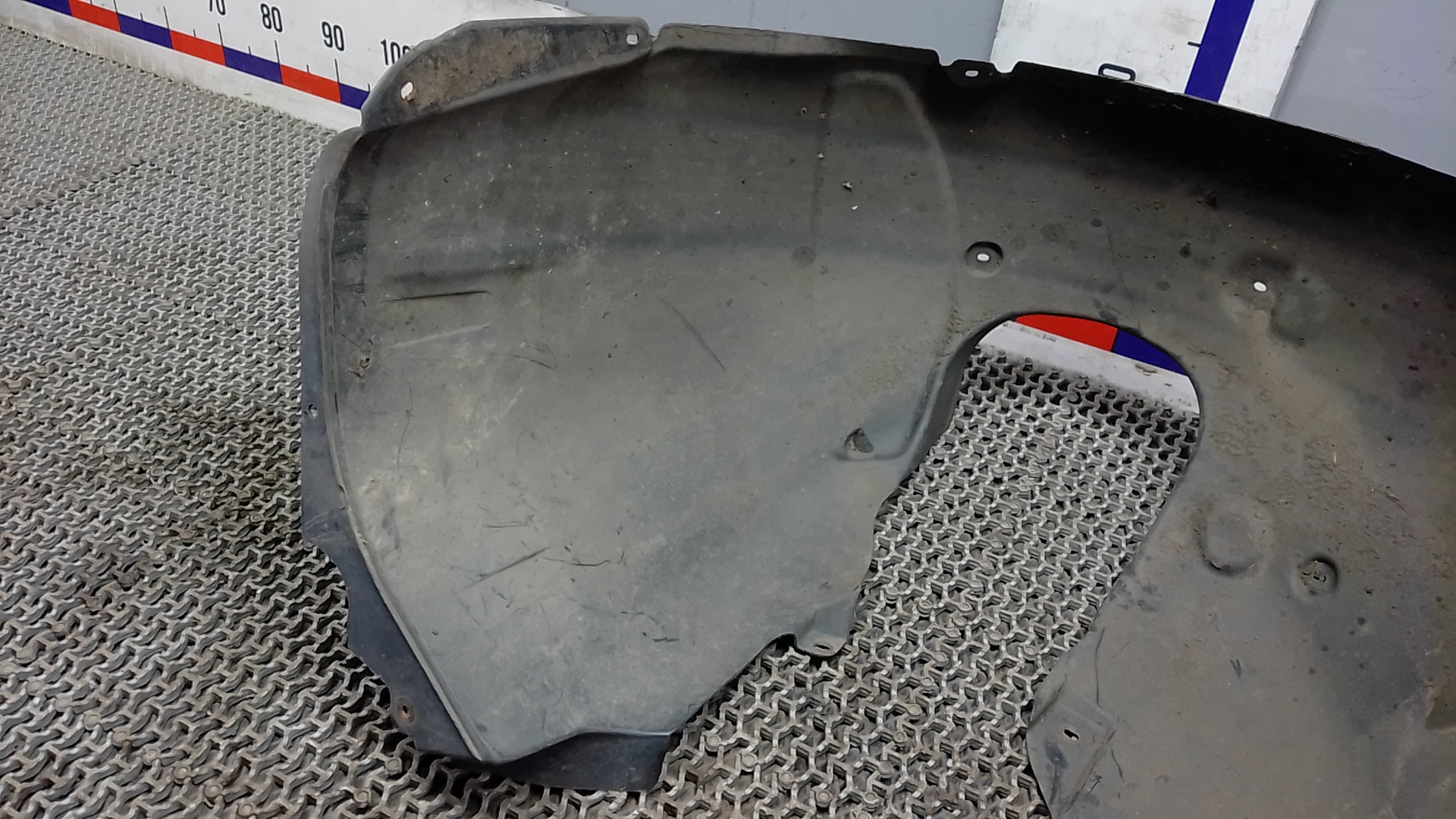 Локер передний правый