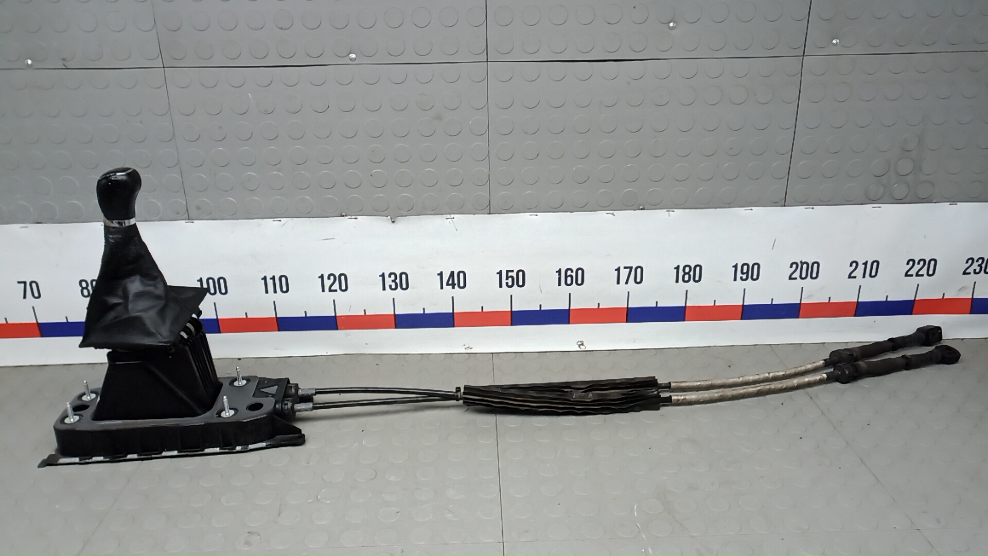 Кулиса МКПП / АКПП