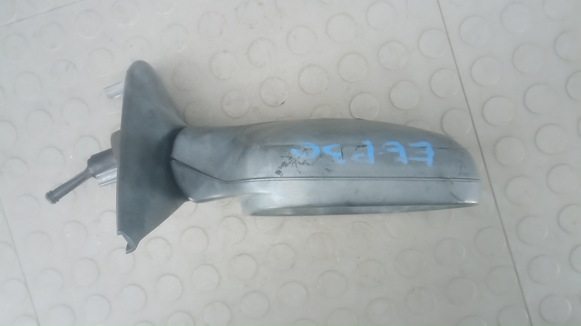 Зеркало правое электрическое