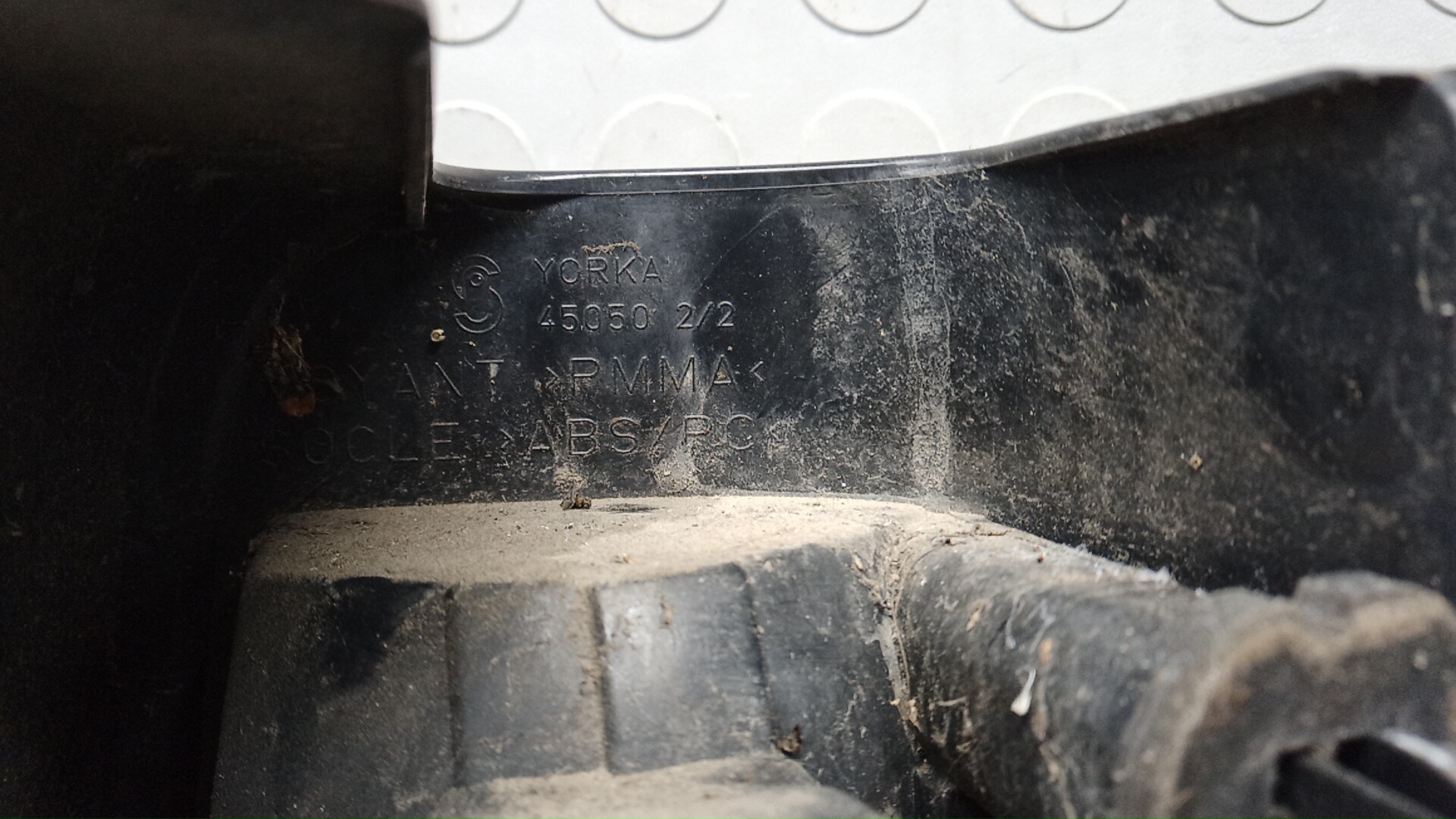 Фонарь задний левый