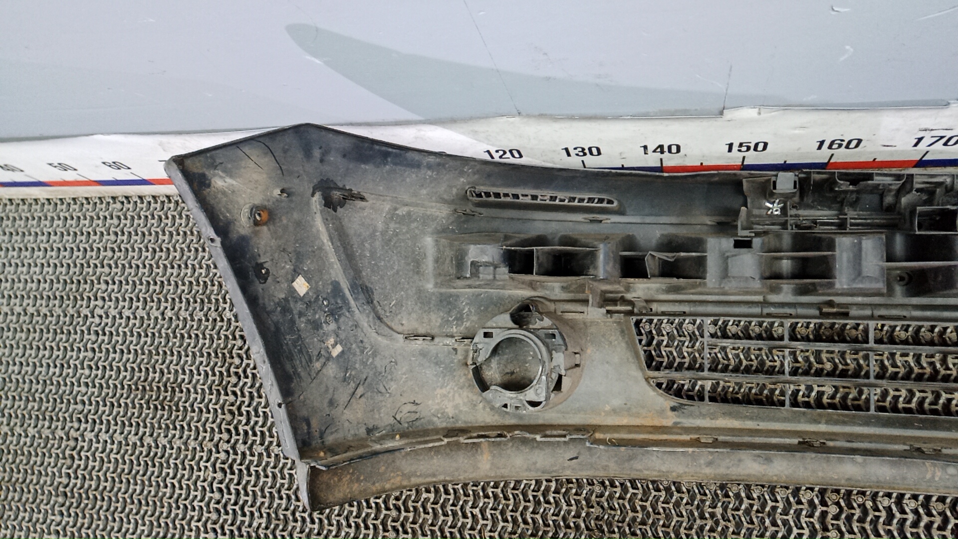 Бампер передний