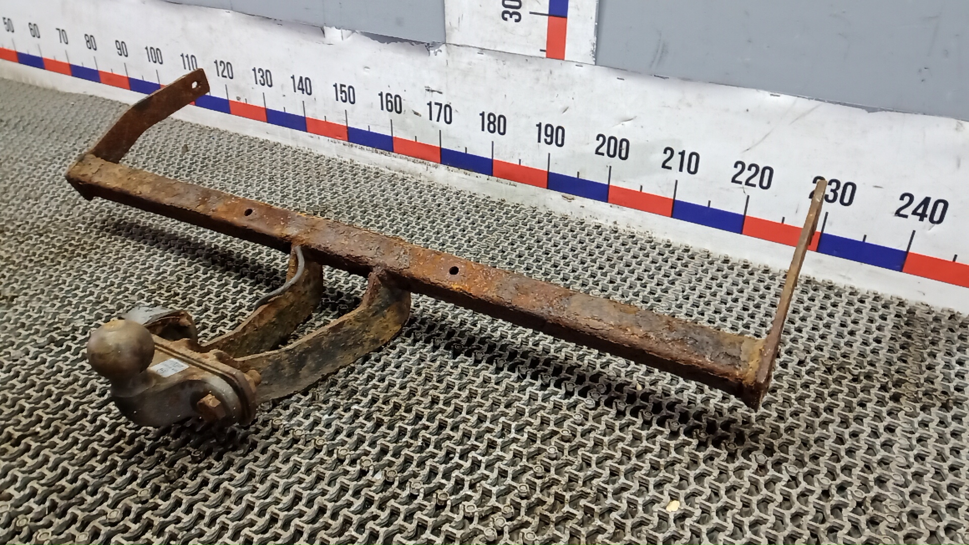 Сцепное устройство (Фаркоп)