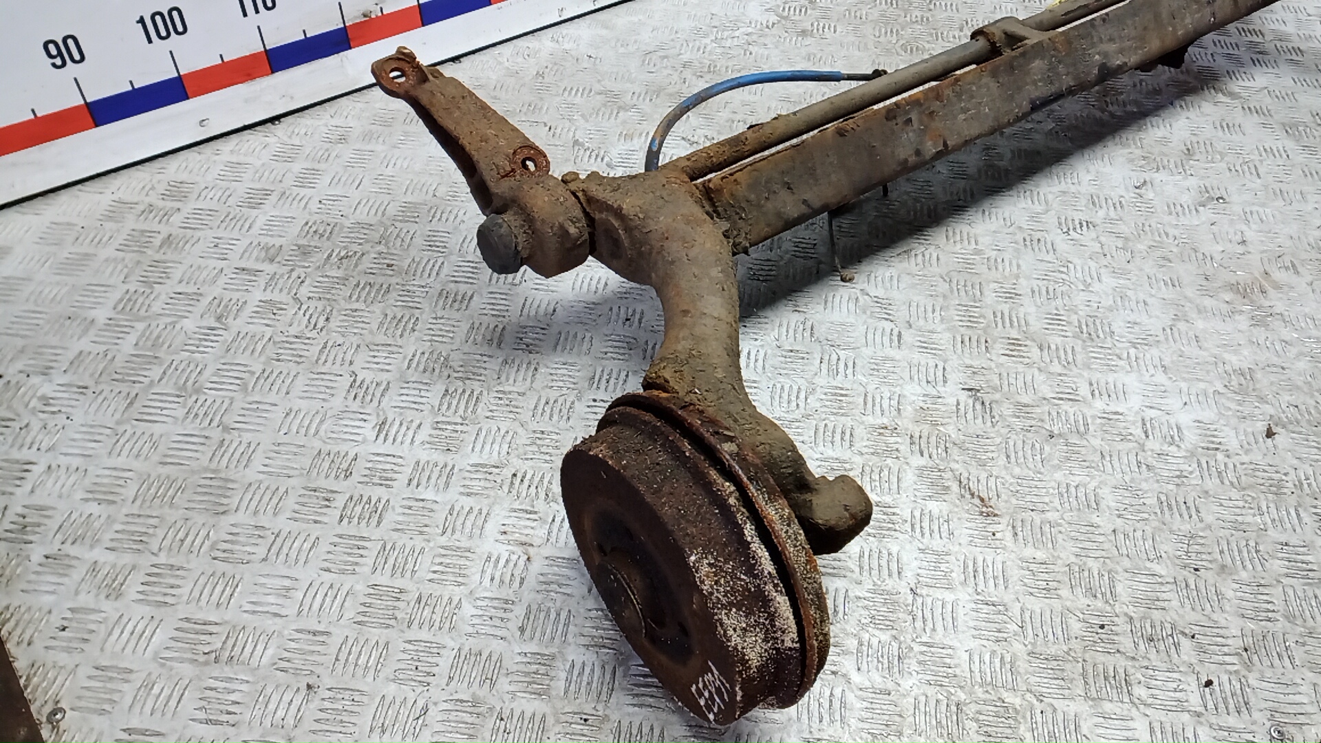 Балка задняя