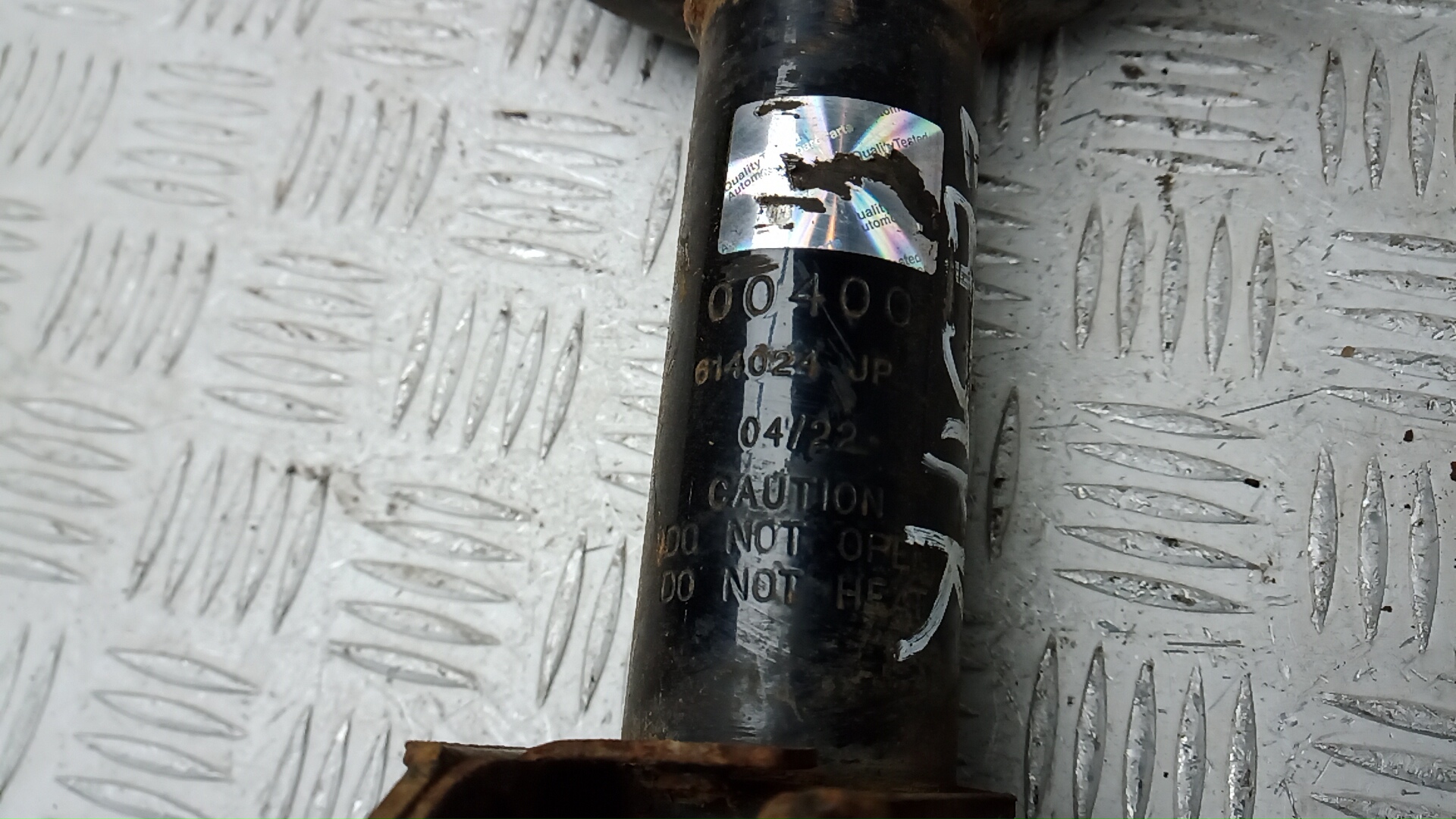 Амортизатор передний правый