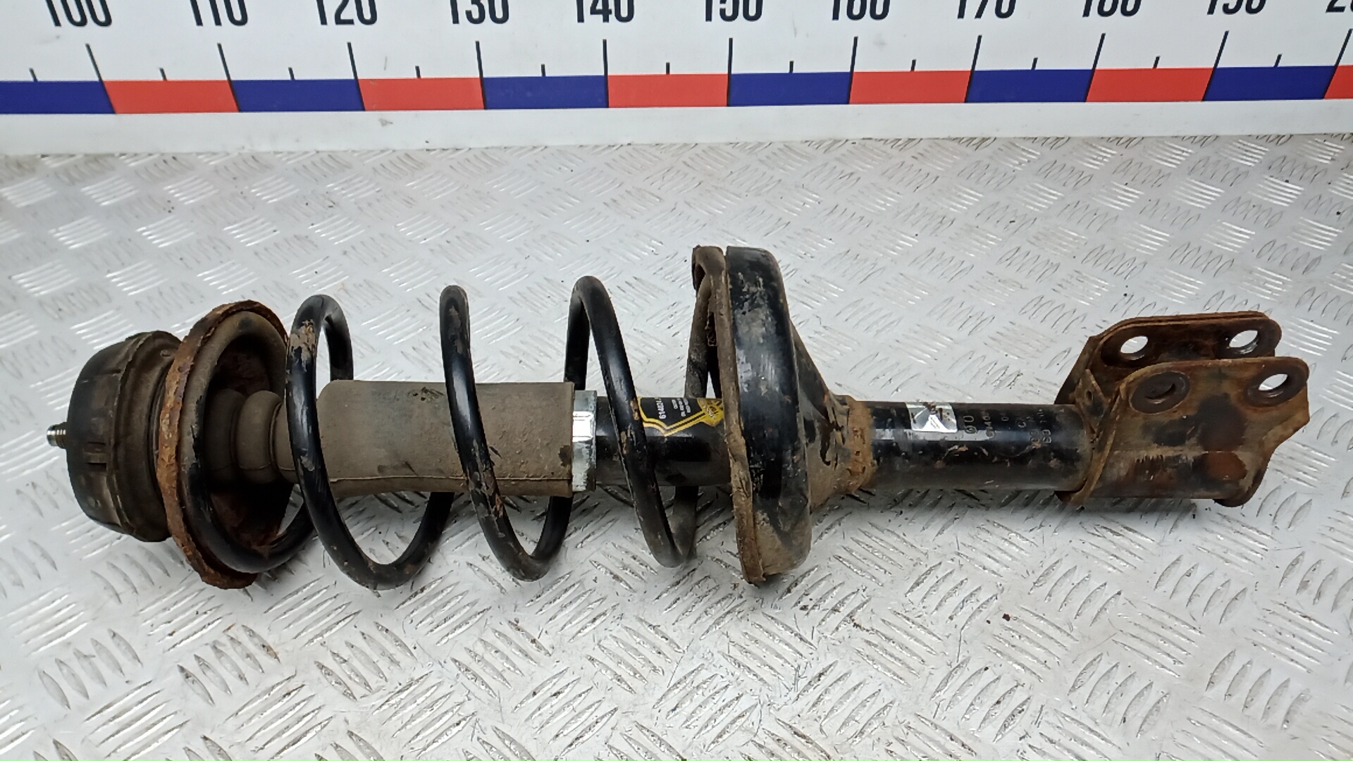 Амортизатор передний правый