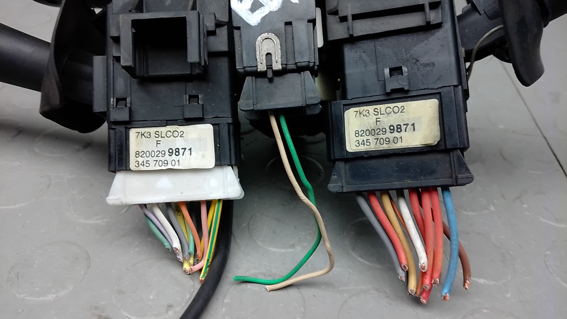 Переключатель подрулевой