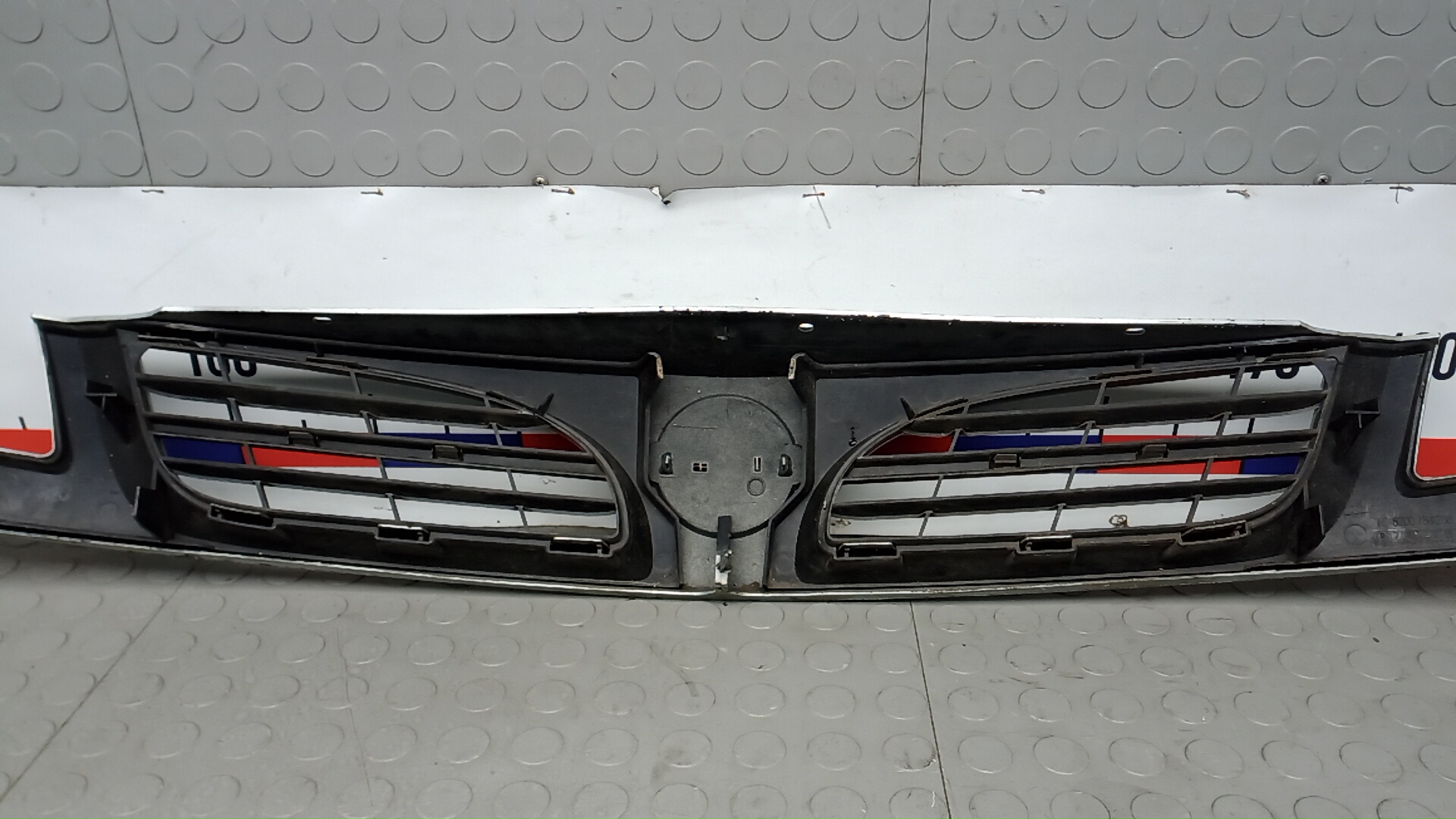 Решетка радиатора